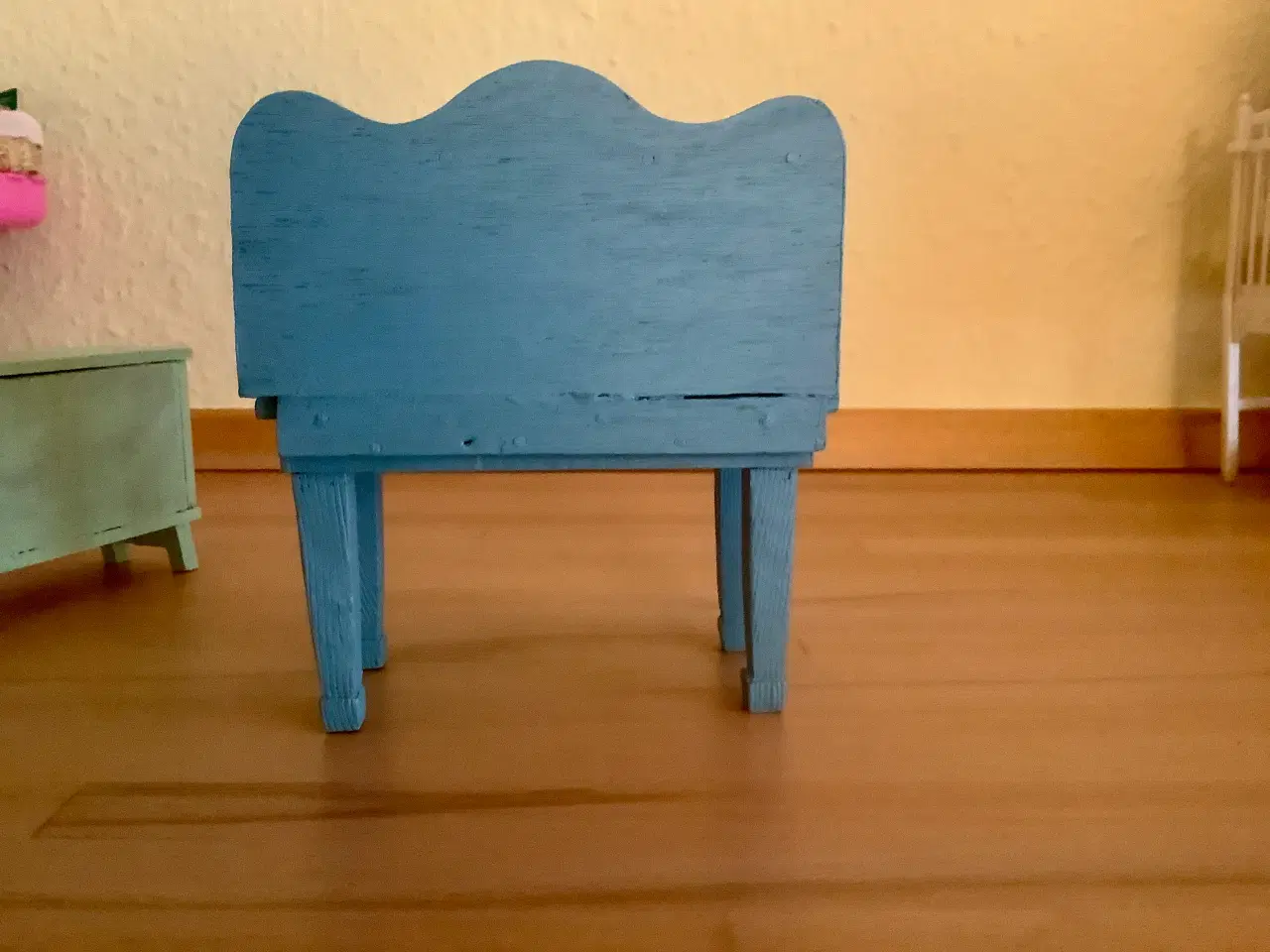 Billede 5 - Dukkehusmøbler-vintage bord.