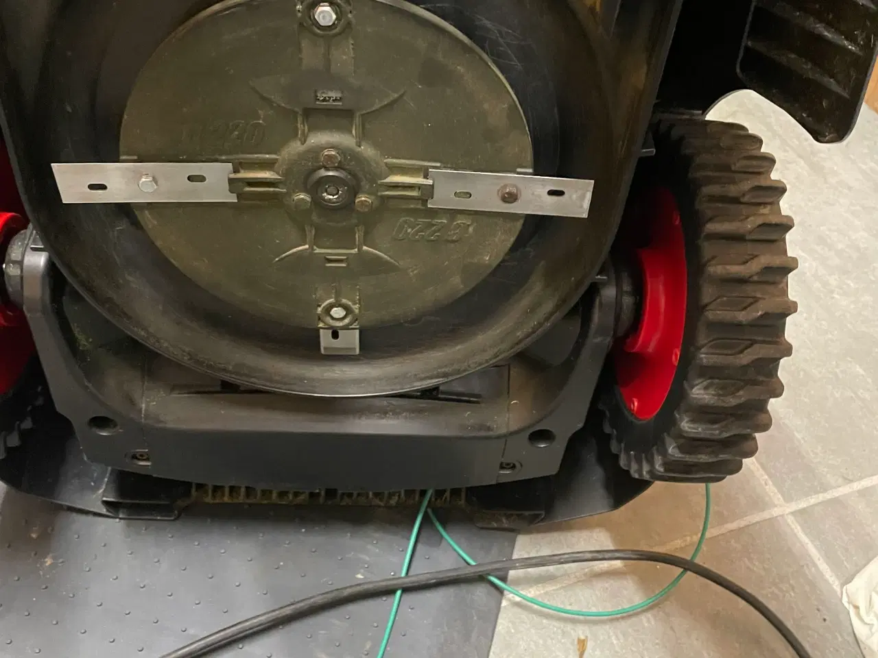 Billede 5 - Robotplæneklipper