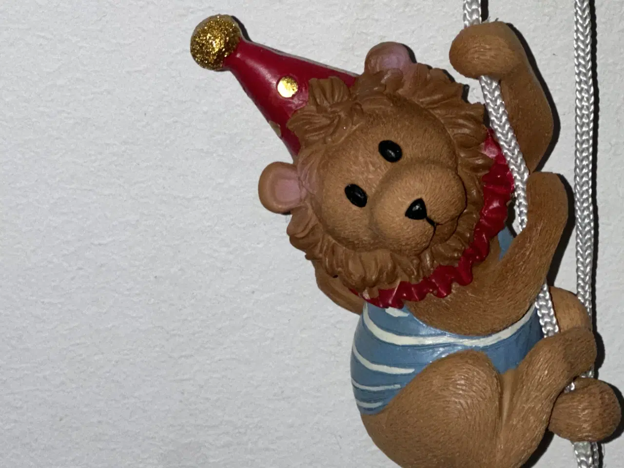 Billede 6 - Loftlampe med figur LED pære
