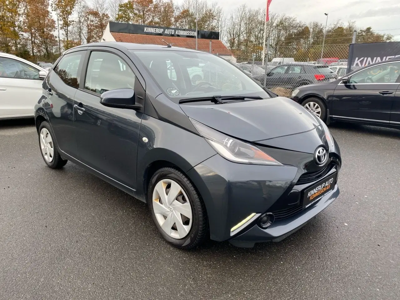Billede 2 - Toyota Aygo 1,0 VVT-I X-Play + X-Touch 69HK 5d