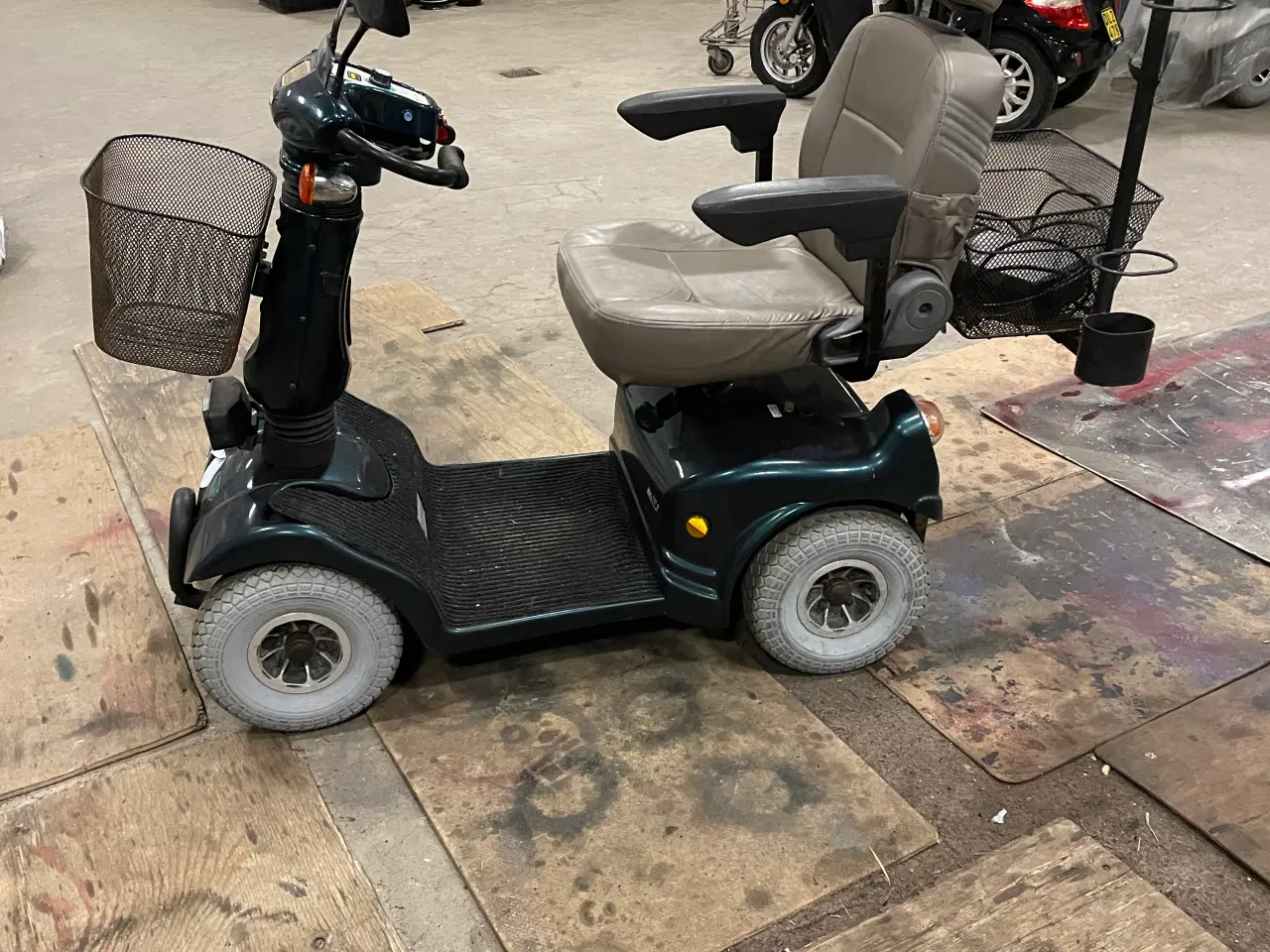 Billede 5 -  Karma 747 4 hjulet  grøn