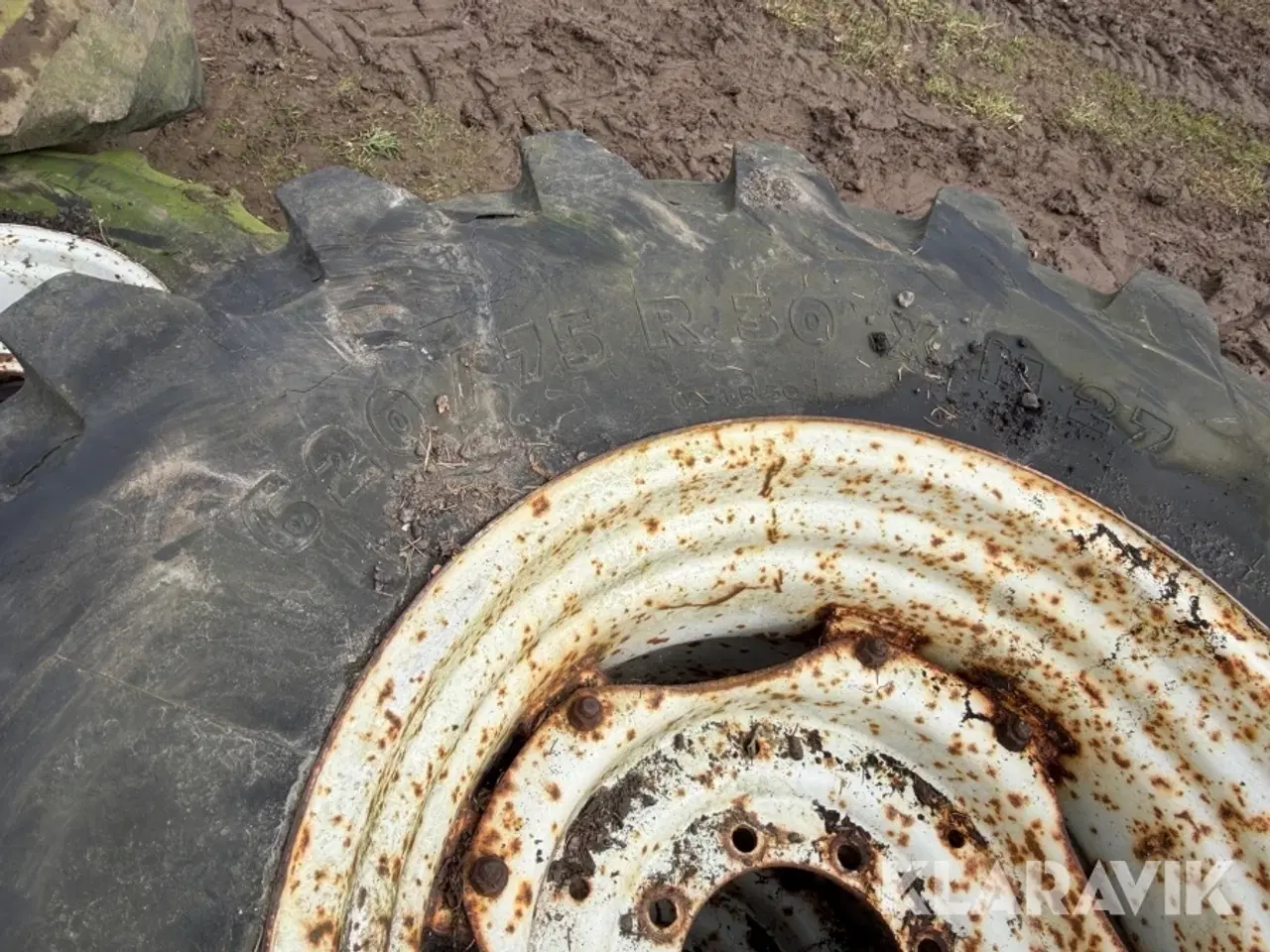 Billede 9 - Traktordæk Michelin 4 styk