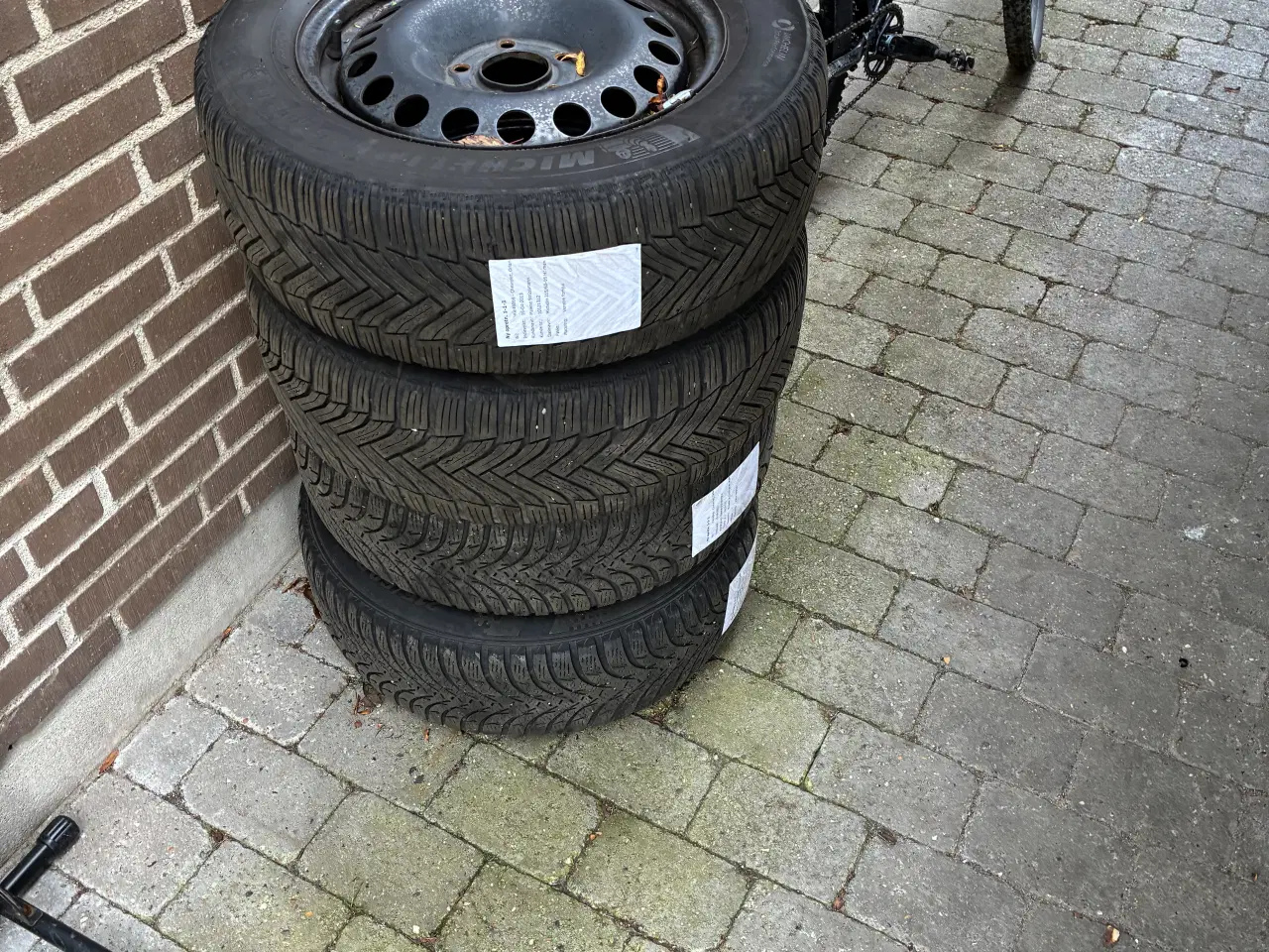 Billede 1 - Vinterdæk i god stand