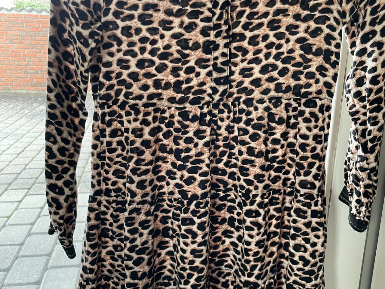 Billede 1 - Name It kjole med leopardprint 