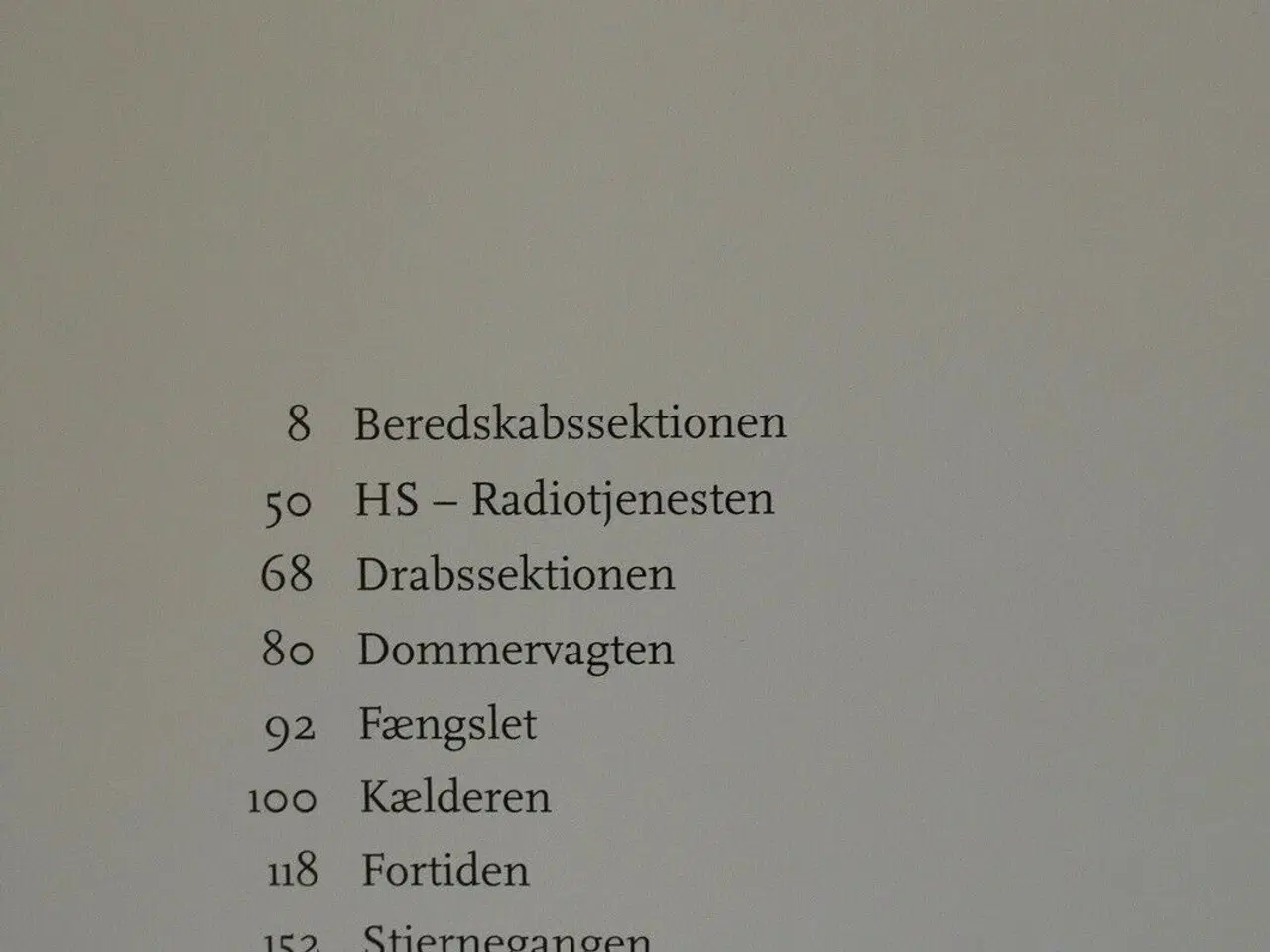 Billede 2 - gården - politigården i københavn, Af claus buhr o