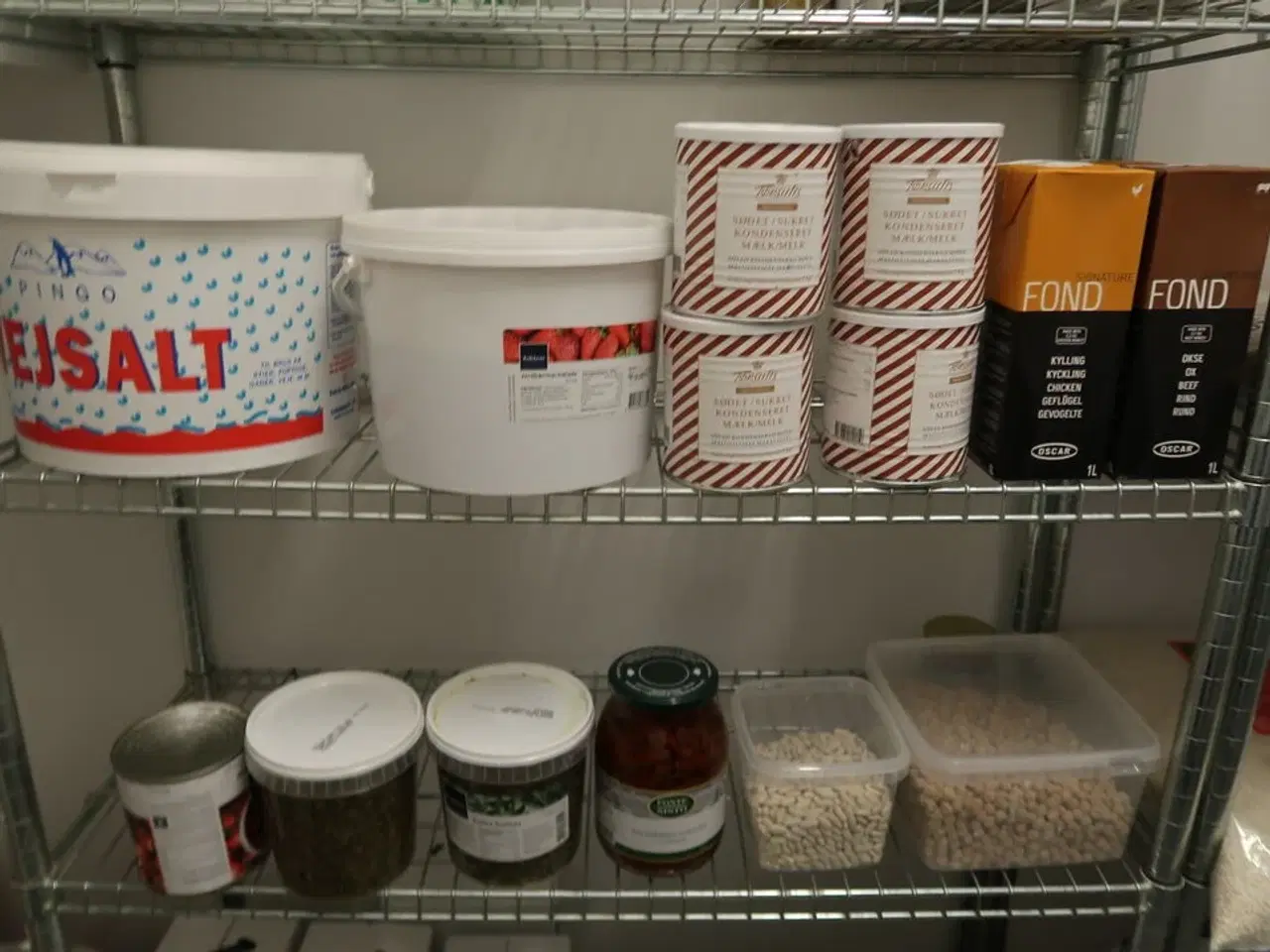 Billede 12 - 3 stk. trådreoler på hjul med indhold