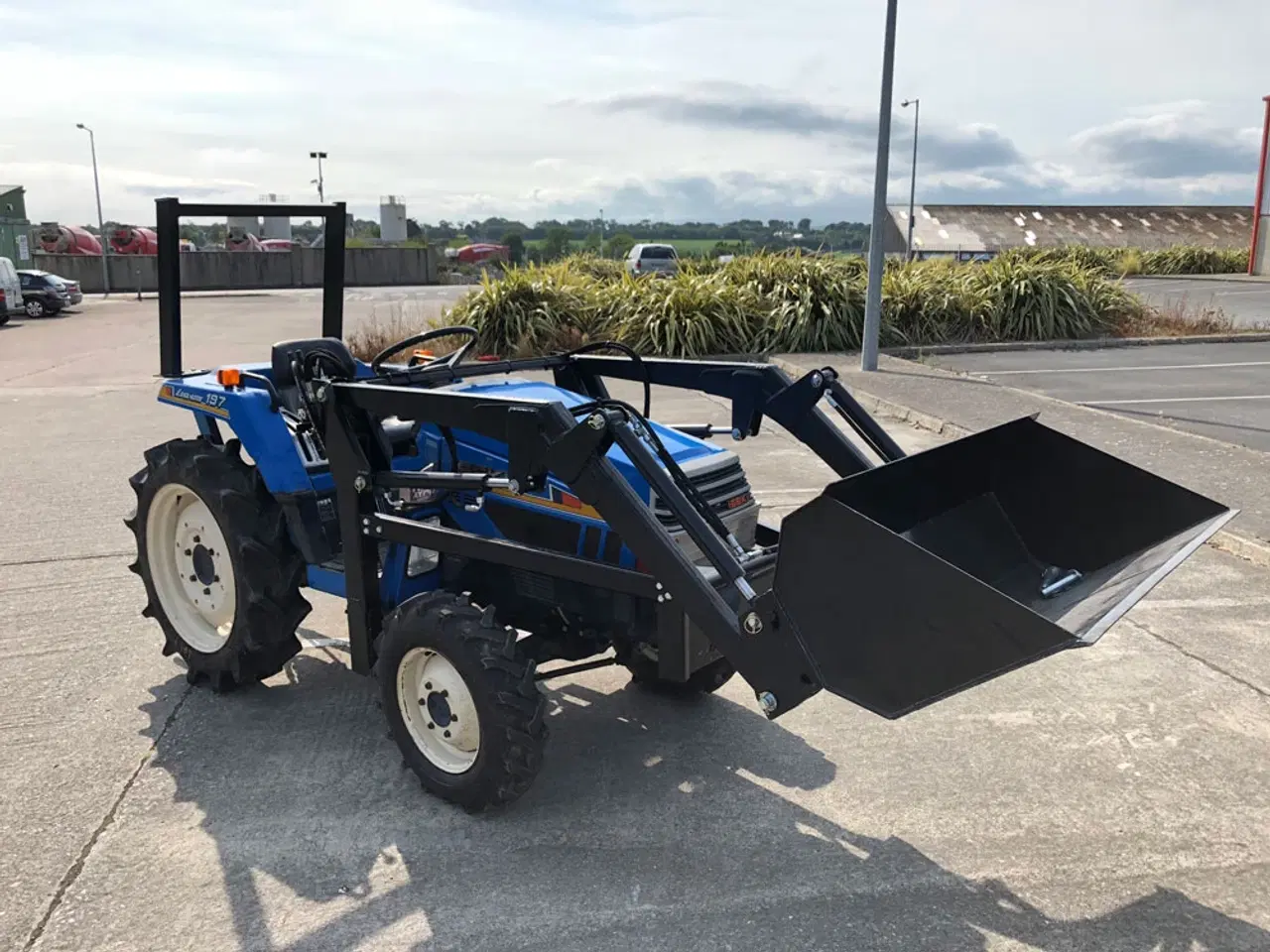 Billede 1 - Traktor - Iseki Landhope TU197 / 24 hk