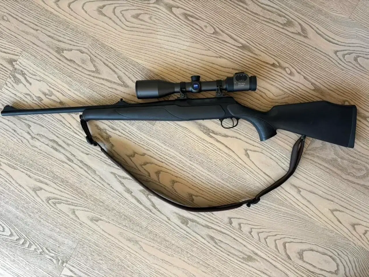 Billede 1 - Sauer 202 Kaliber 308 WIN med fastmonteret Zeiss 