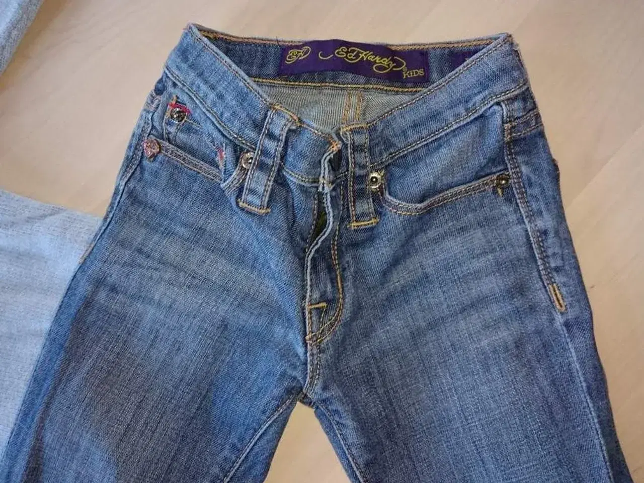 Billede 3 - Ed Hardy by Christian Audigier jeans 98