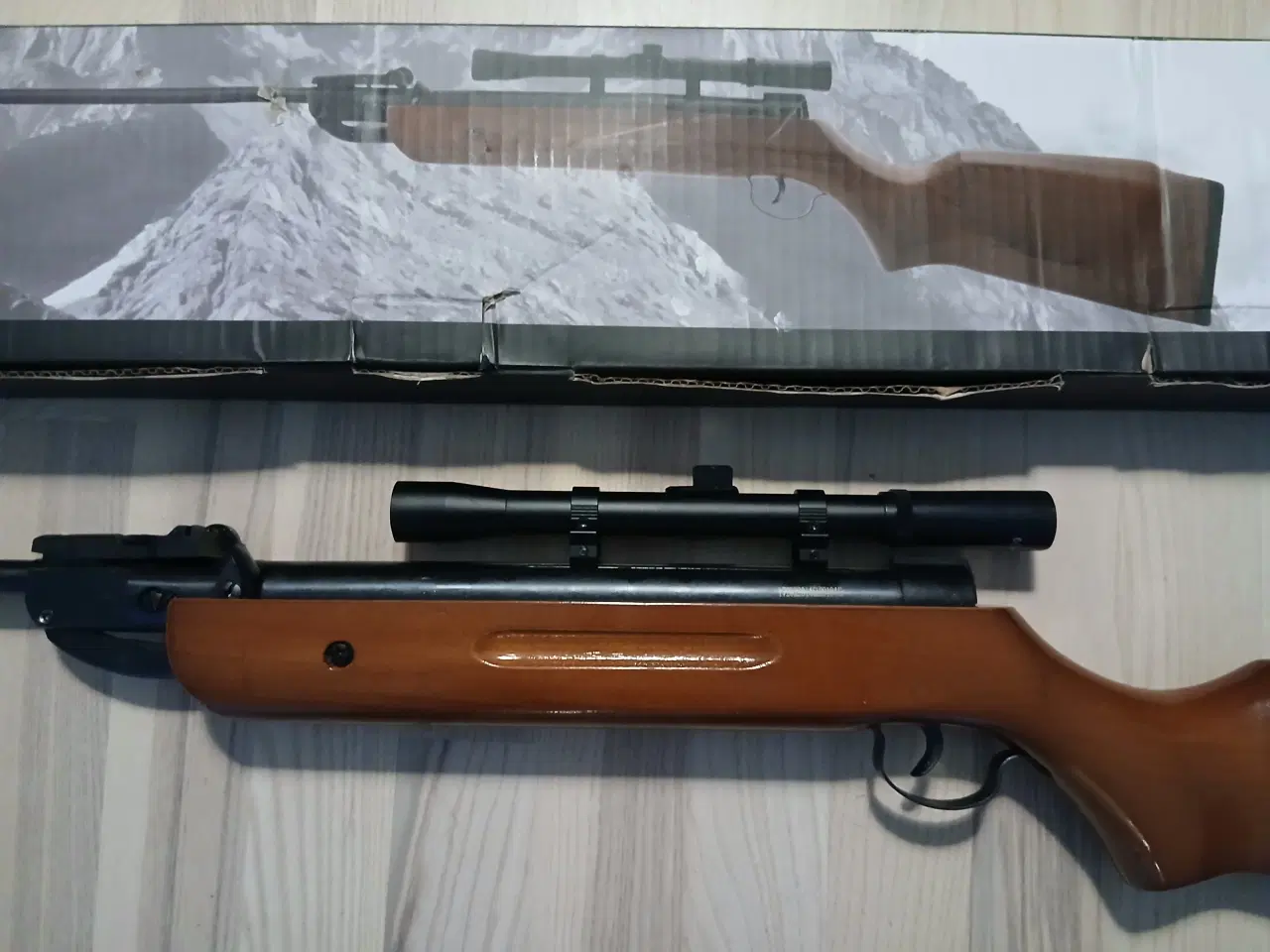 Billede 2 - Billigt luftgevær med kikkertsigte