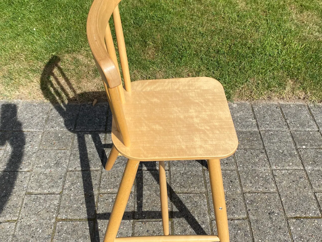 Billede 6 - 2 juniorstole fra ikea 