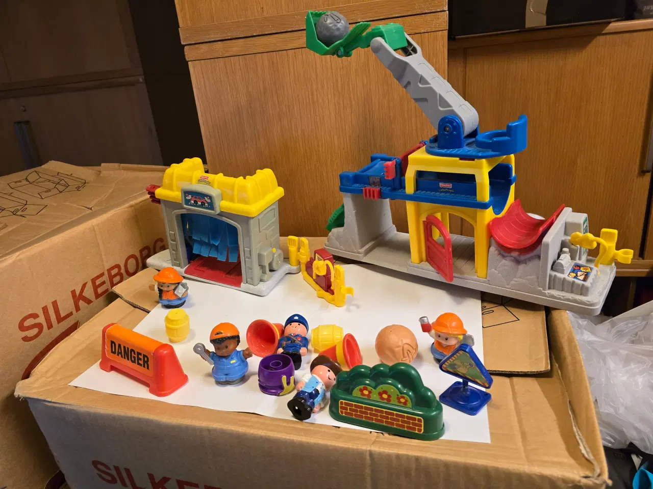 Billede 3 - Fisher-Price Vaskehal og stenbrud