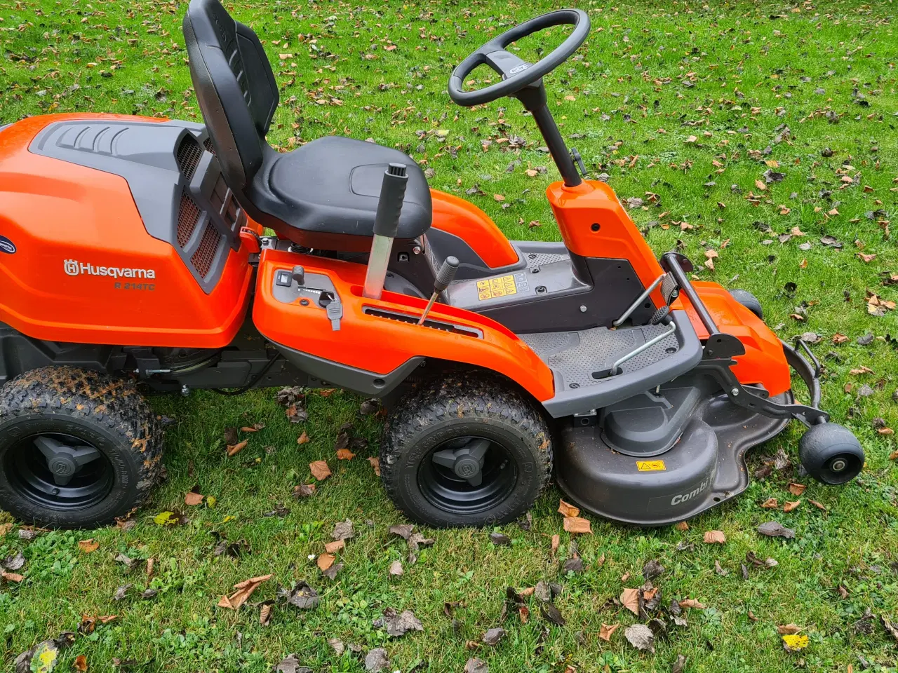Billede 3 - Husqvarna r 214 tc