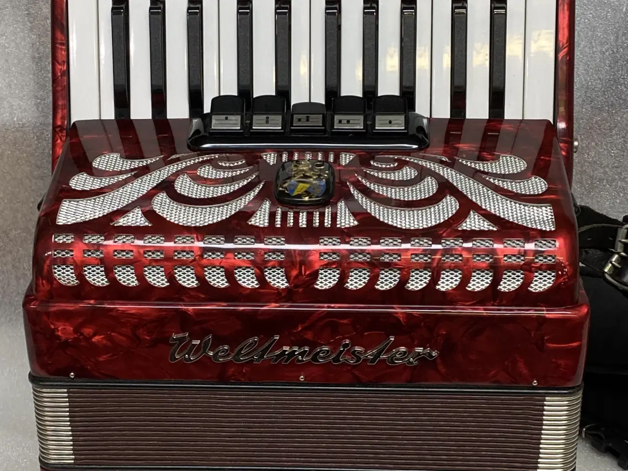 Billede 3 - Weltmeister tangent-harmonika – flot vinrød