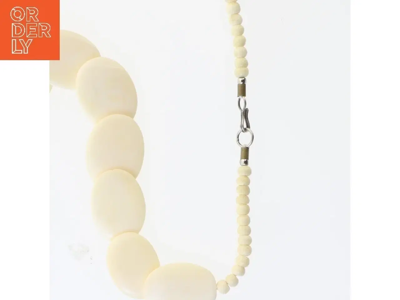 Billede 2 - Beige perlekæde (str. 68x2,5 cm)