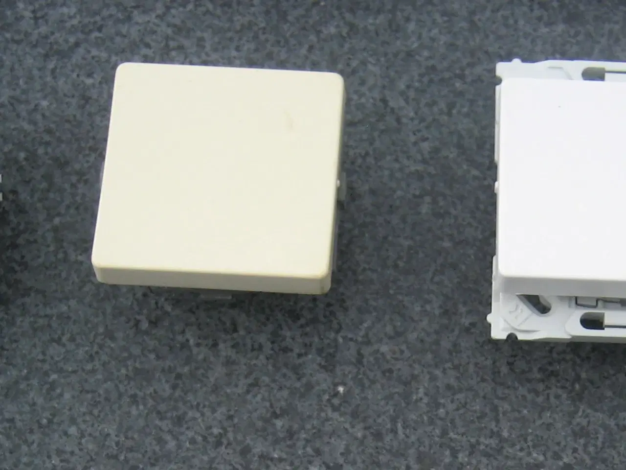 Billede 5 - Div. brugte stikkontakter og afbrydere