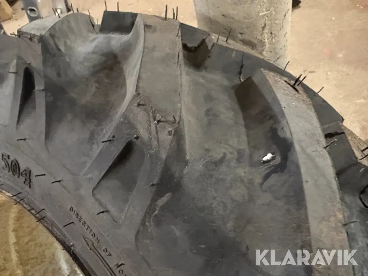 Billede 5 - Dæk med fælg BKT 1 styk