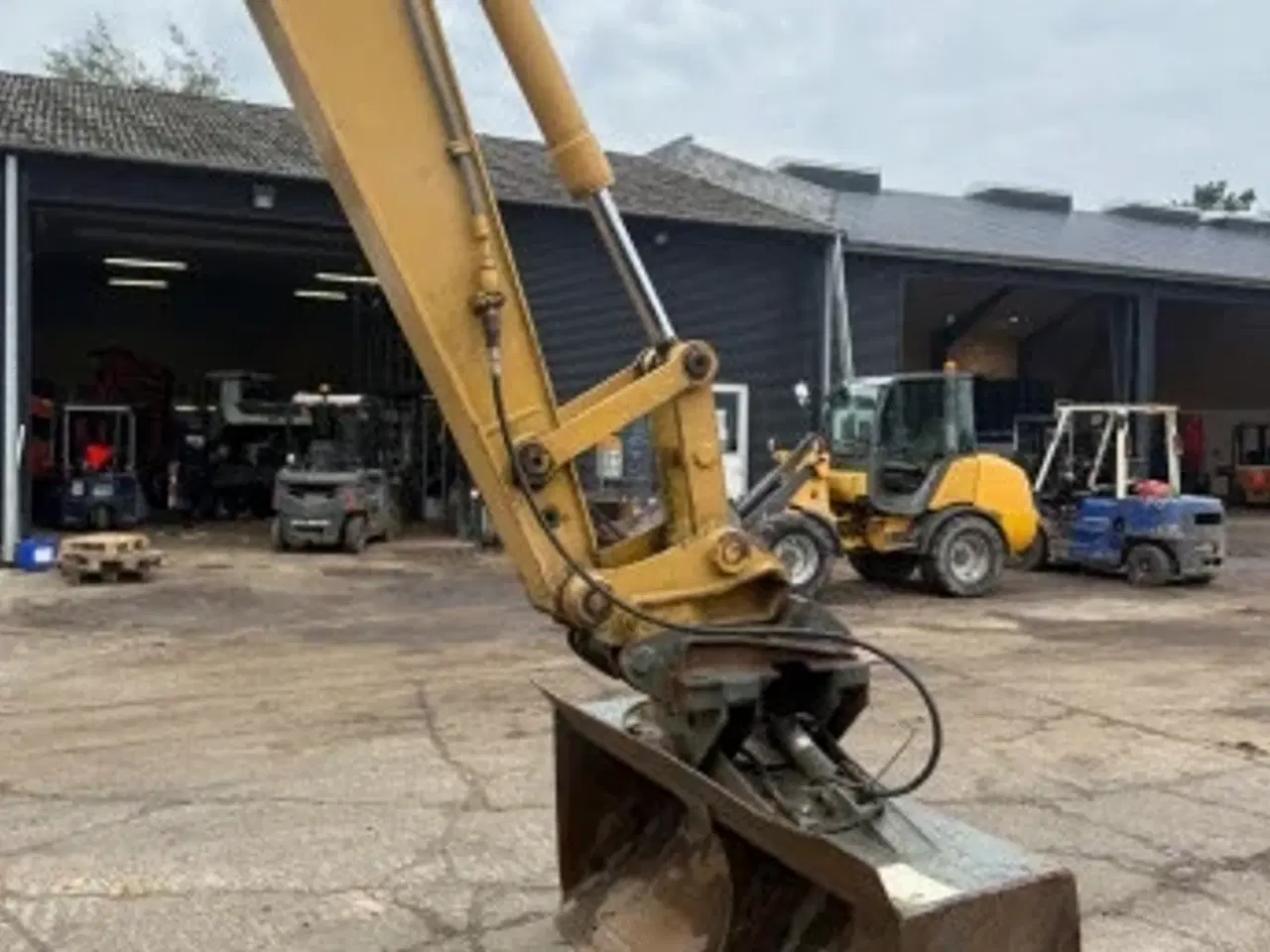 Billede 10 - CAT gravemaskine