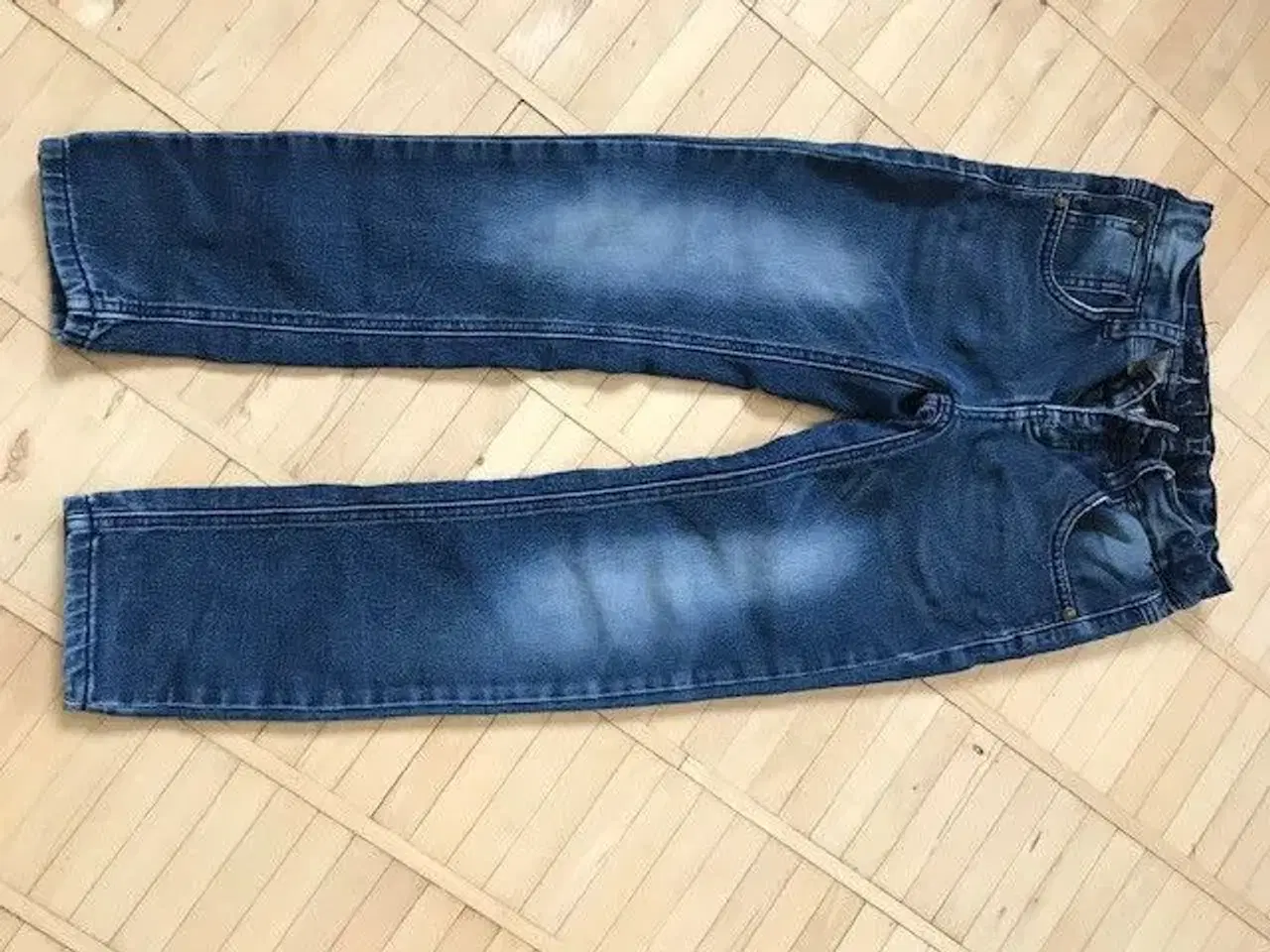 Billede 1 - DNG jeans str. 8 år