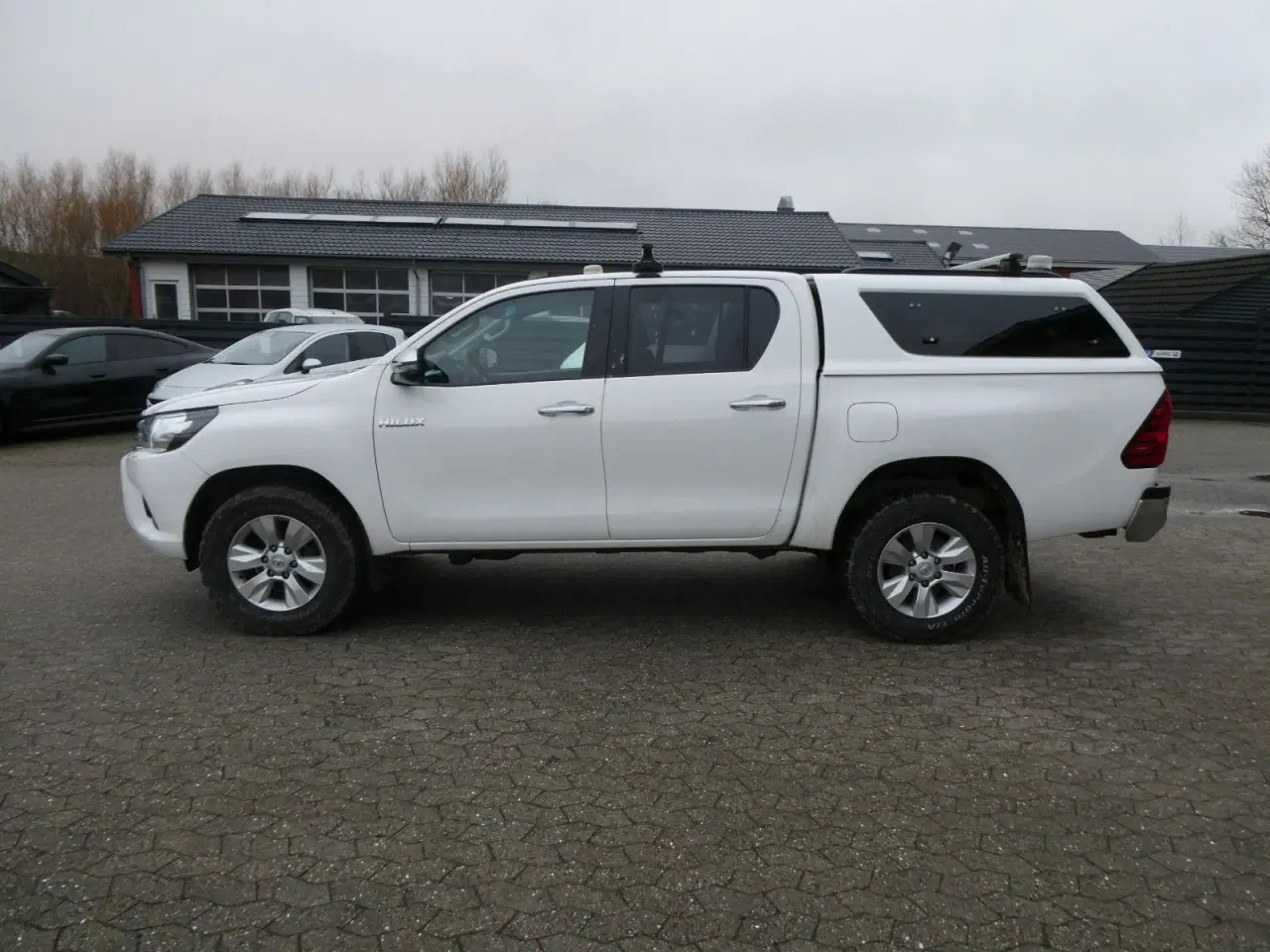 Billede 4 - Toyota HiLux 2,4 D-4D 150 T3 Db.Kab 4x4