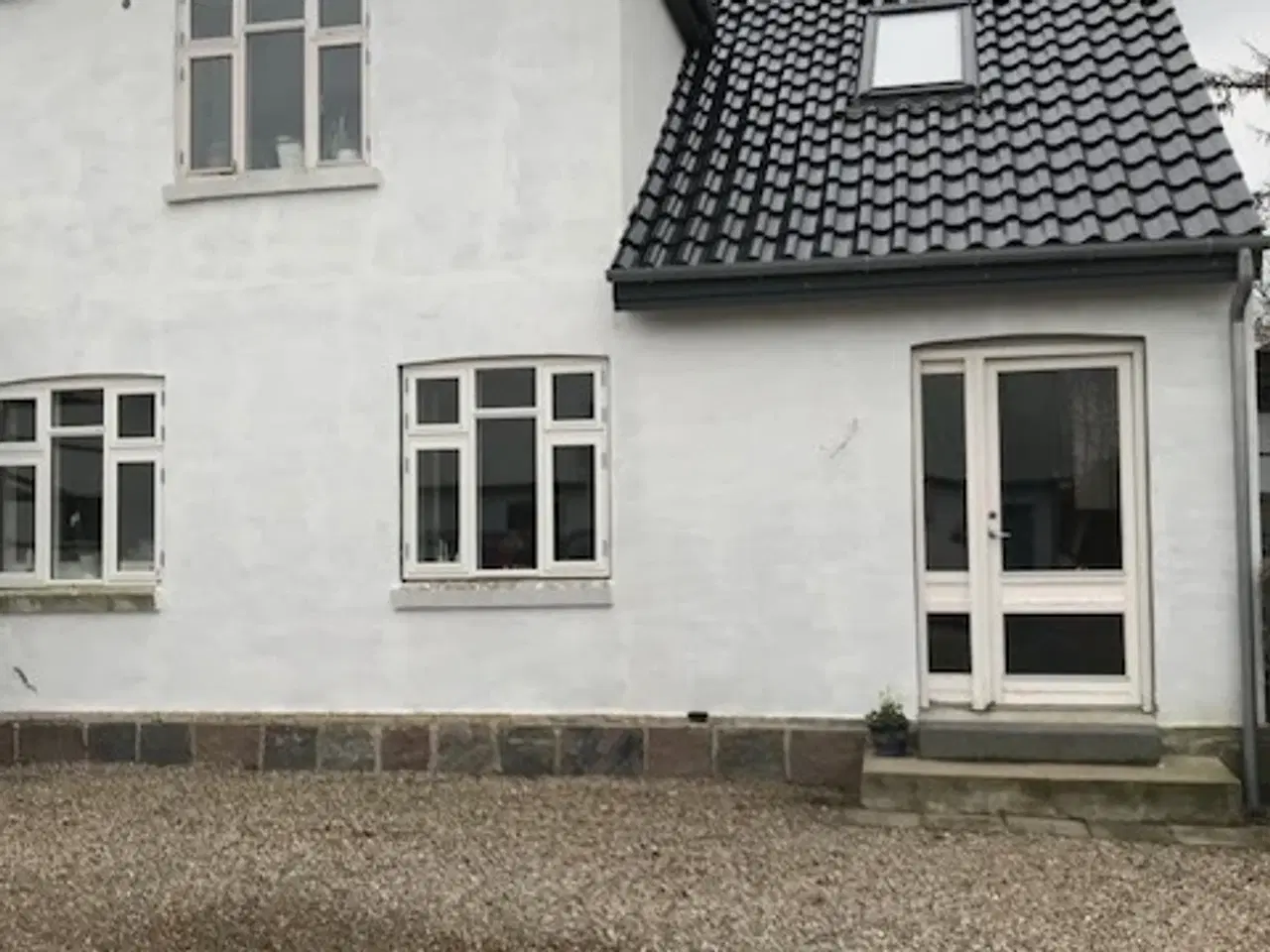 Billede 1 - 37 m 2  Melodie vingefalstagsten sort ædel m glans