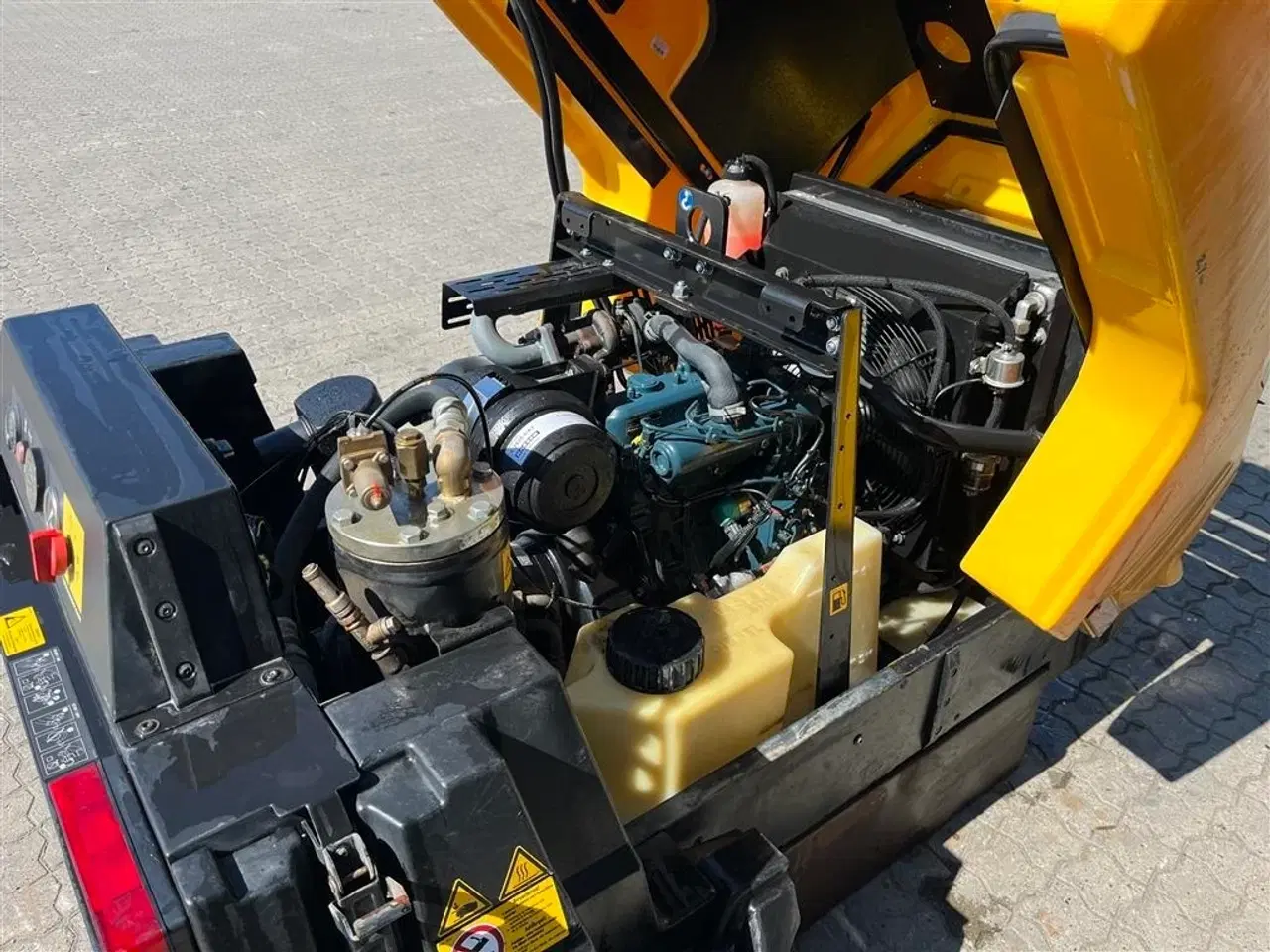 Billede 8 - Kaeser M 31 Brugt 3,1m3 mobil kompressor på ski