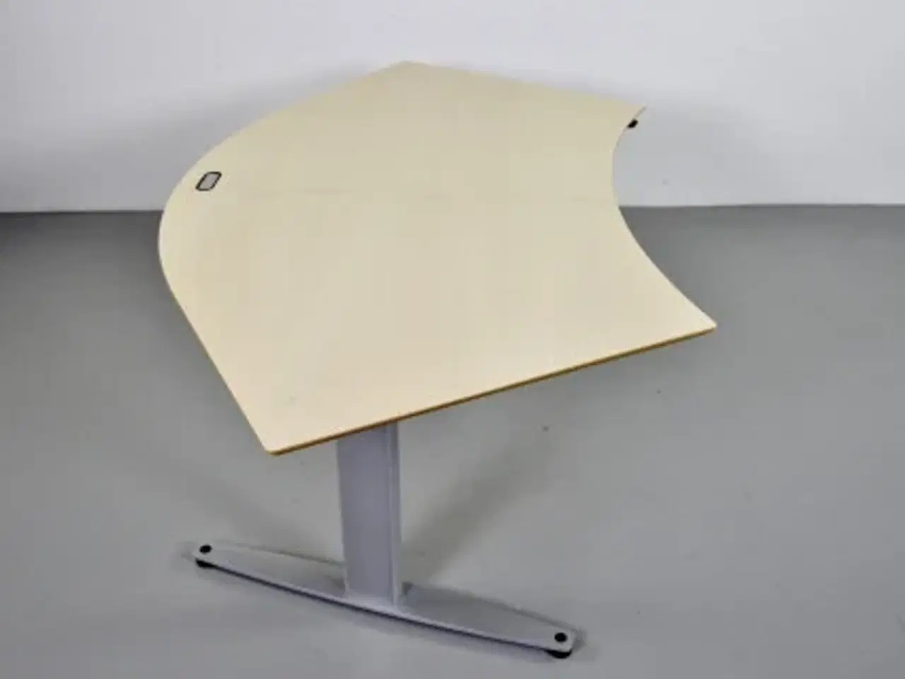 Billede 3 - Hæve/sænkebord med boomerang formet plade i birk