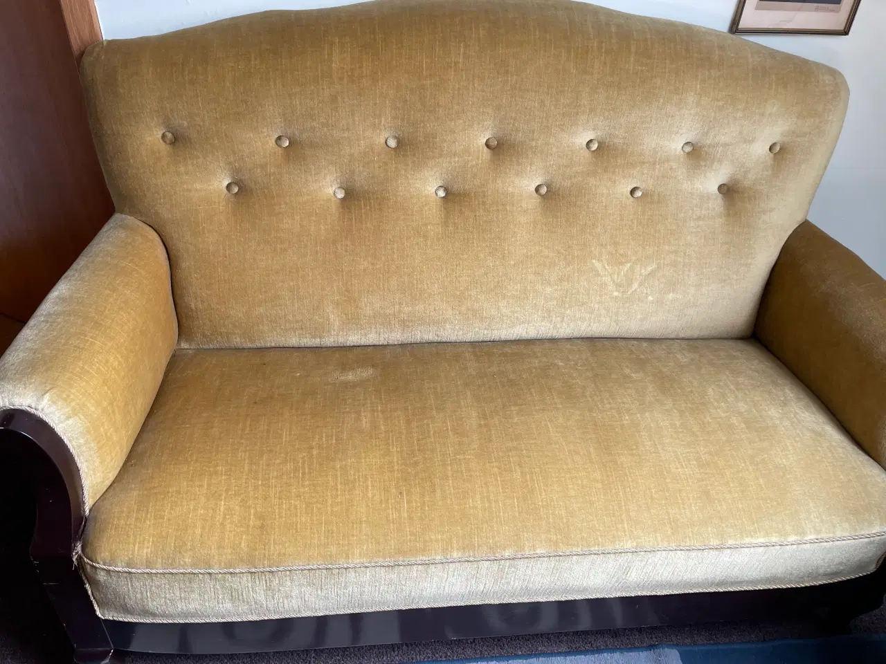 Billede 2 - Møbelsæt med sofa, lænestol, 4 stole, rundt bord 