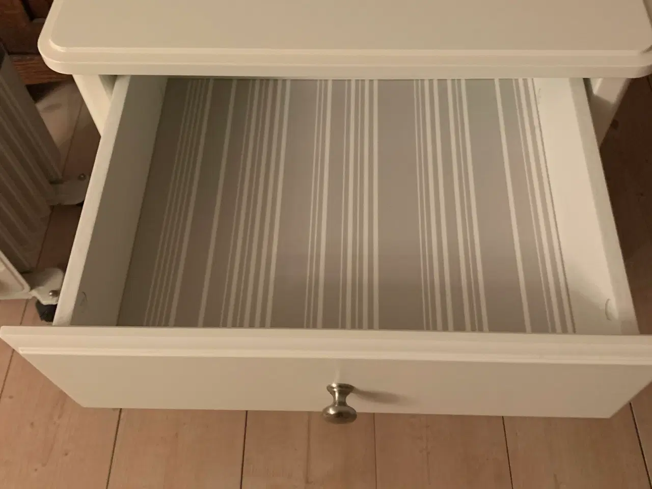 Billede 1 - Hvide IKEA sengeborde