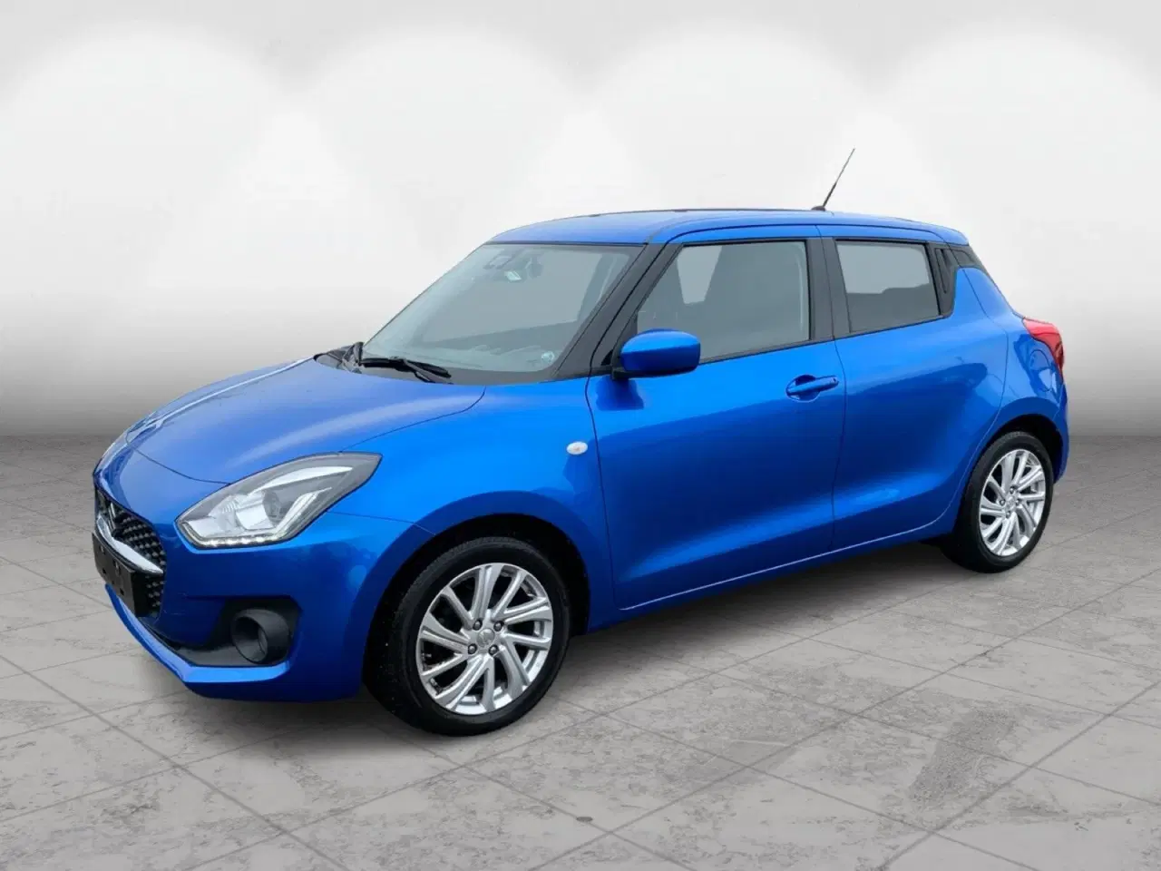 Billede 2 - Suzuki Swift 1,2 Dualjet Mild hybrid Plus 83HK 5d