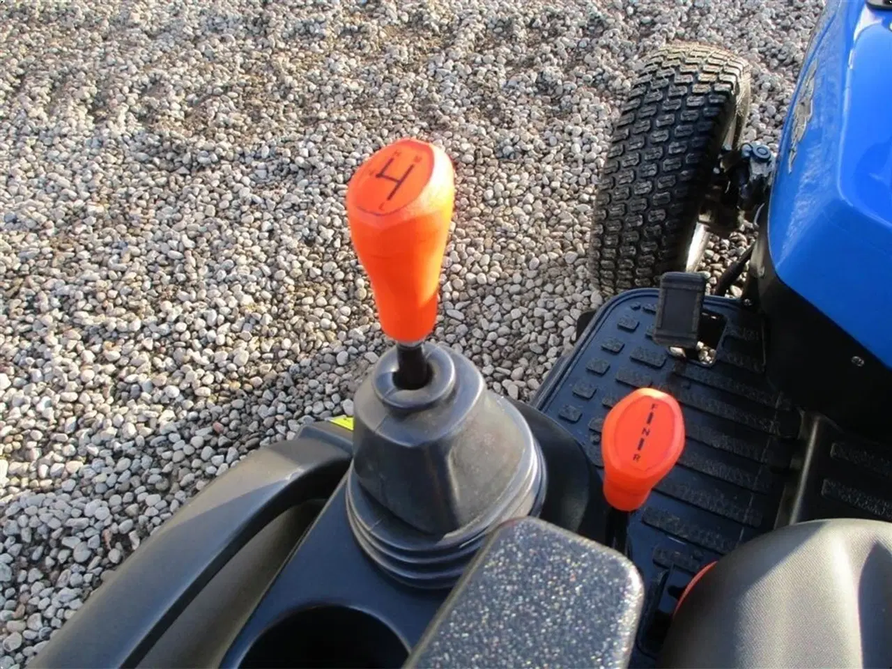 Billede 8 - Solis S26 Shuttle XL 9x9 med store brede Turf hjul på til prisen!