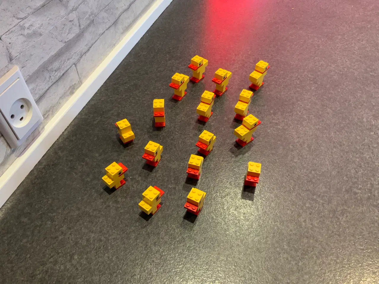 Billede 2 - Lego påskekyllinger