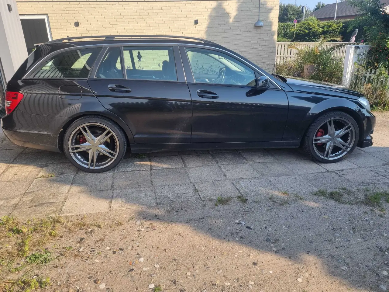 Billede 4 - Flot Mercedes C220 CDI med ok "Lavt" km 