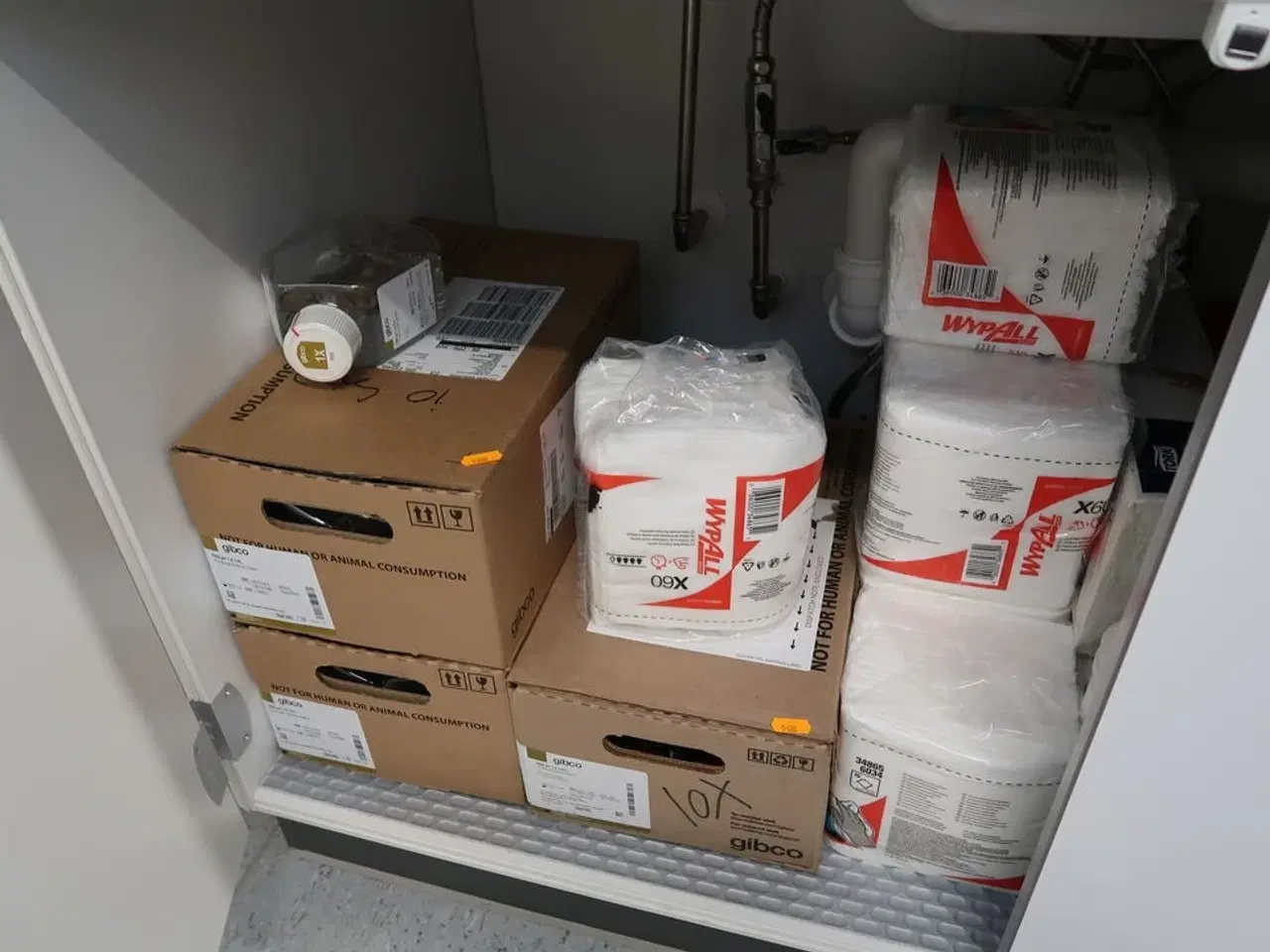 Div. demineraliseret vand m.m. | København - GulogGratis.dk