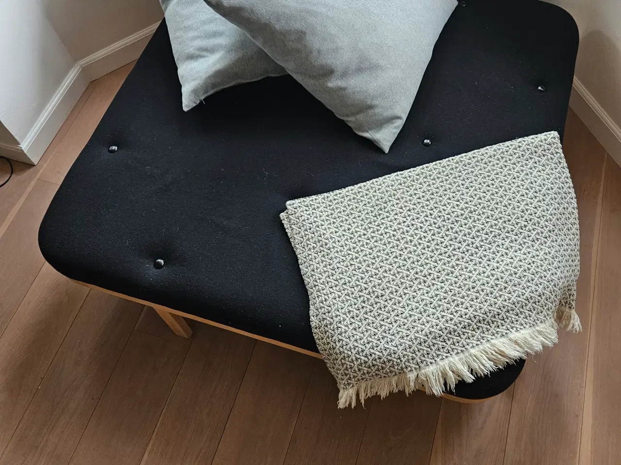 Billede 2 - Kvadratisk, klassisk daybed