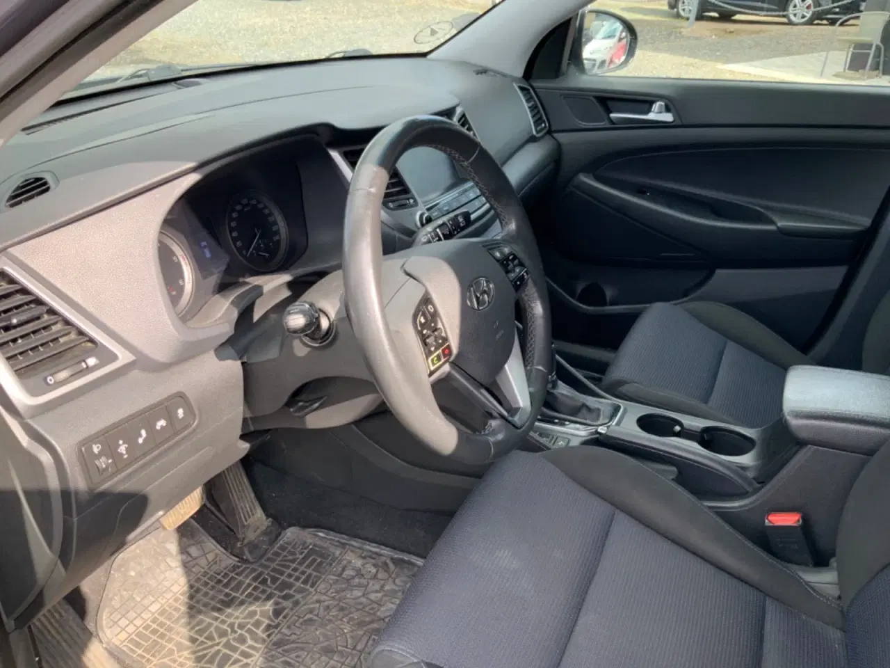 Billede 2 - Hyundai Tucson 1,7 CRDi 141 Premium DCT Van