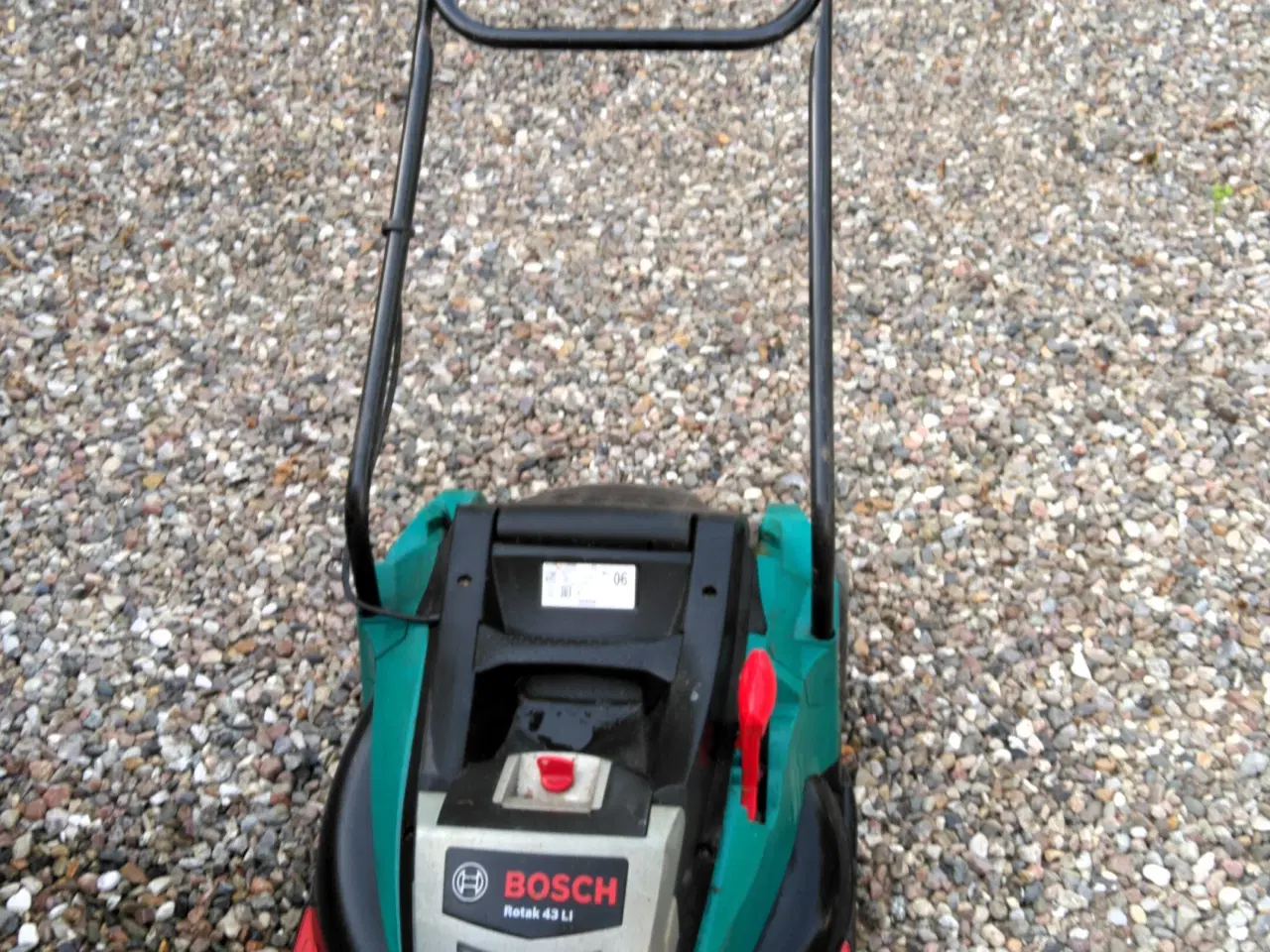 Billede 2 - Bosch Akku plæneklipper Rotak 43 Li 36v.