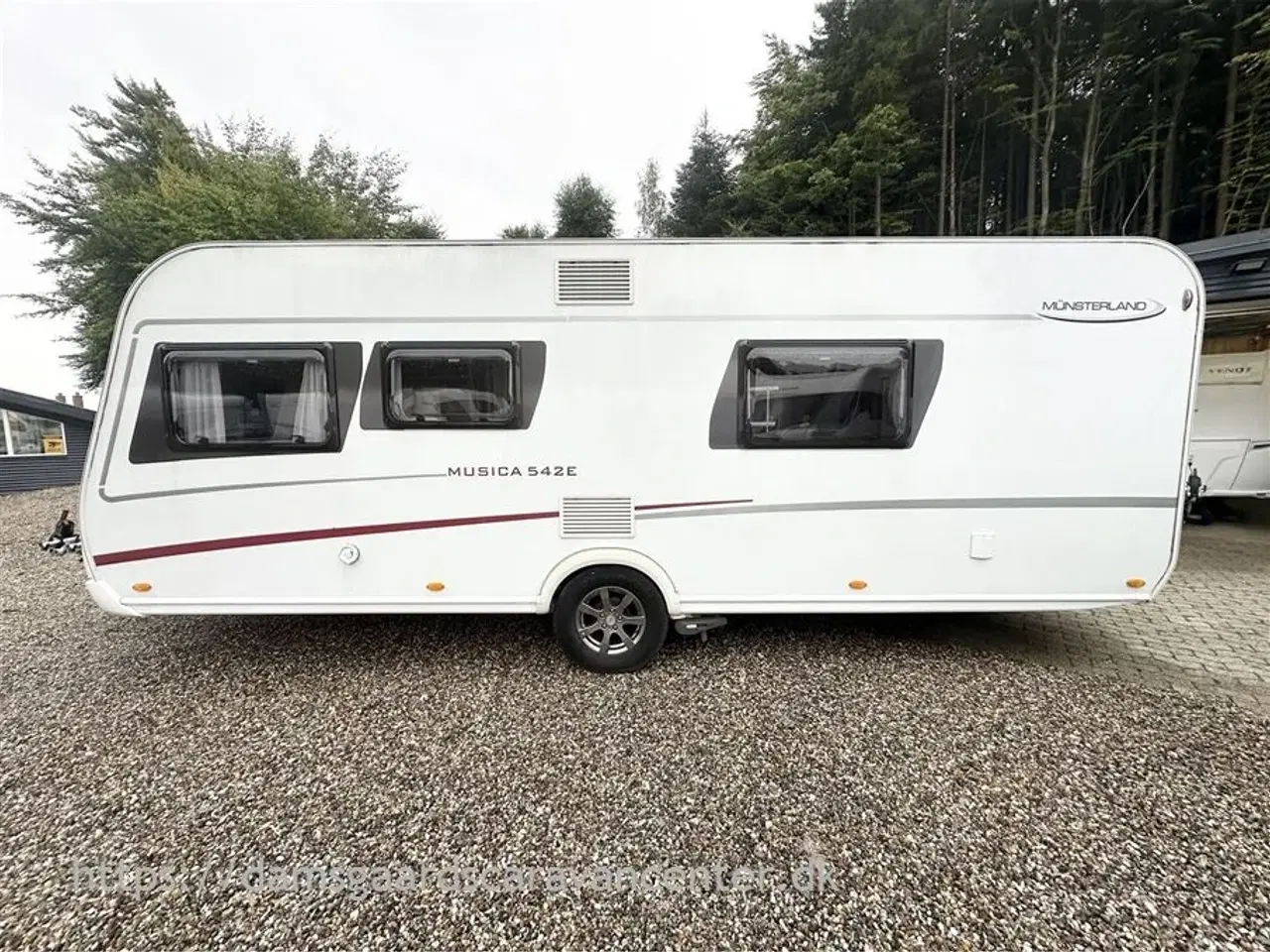 Billede 5 - 2020 - LMC Musica 542 E ALDE   Enkeltsenge - Centralvarme - Mover - Fortelt