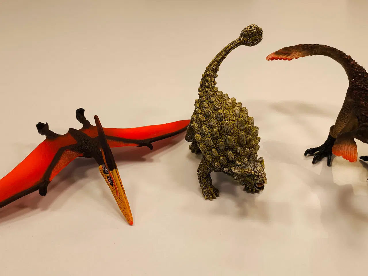 Billede 1 - 3 forskellige dinosaurer