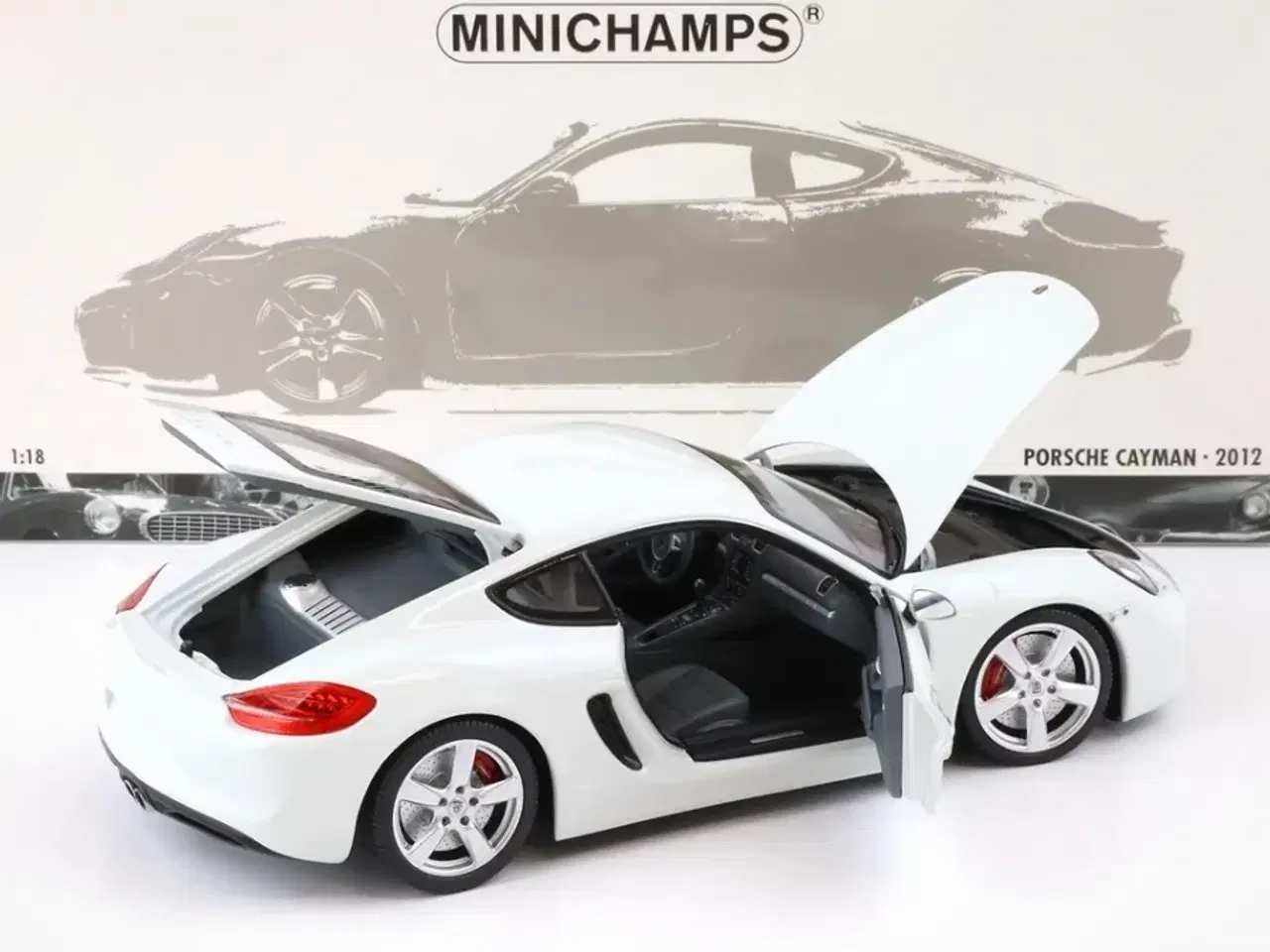 Billede 5 - 1:18 Porsche Cayman S 2012