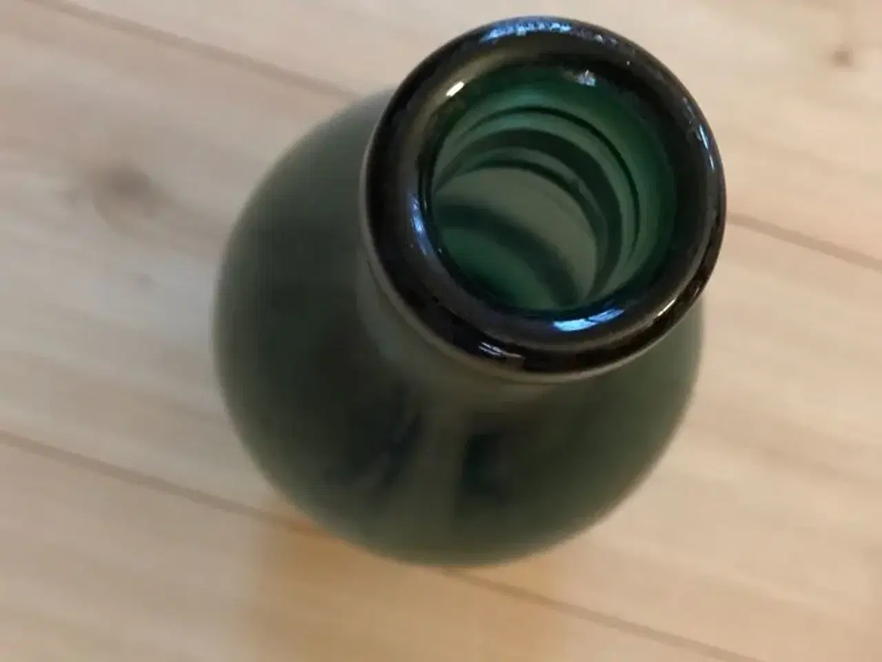 Billede 2 - Smuk gammel grøn flaske
