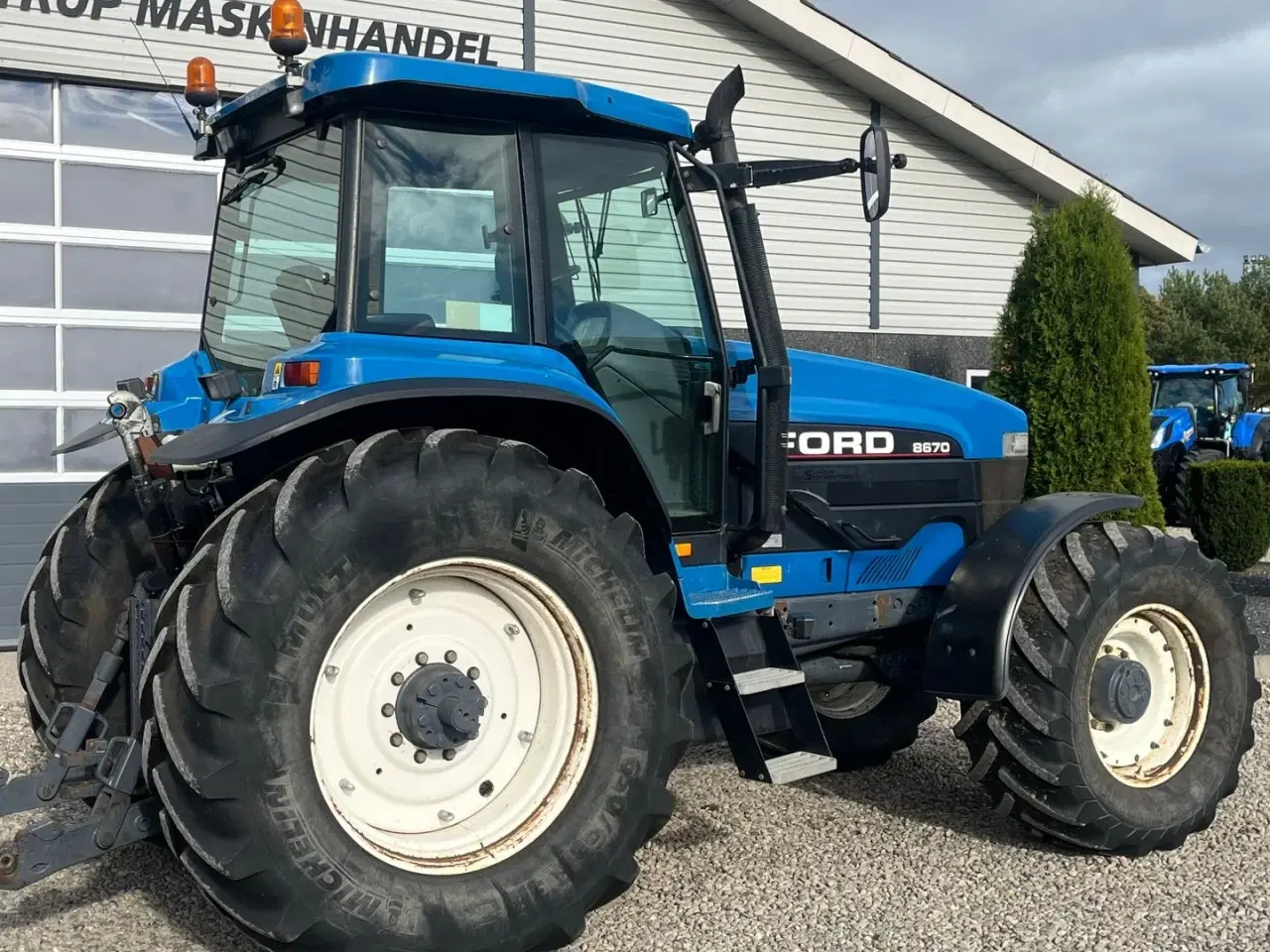 Billede 12 - New Holland 8670 Supersteer Samme ejer siden 2012, evt. med tvillinghjul