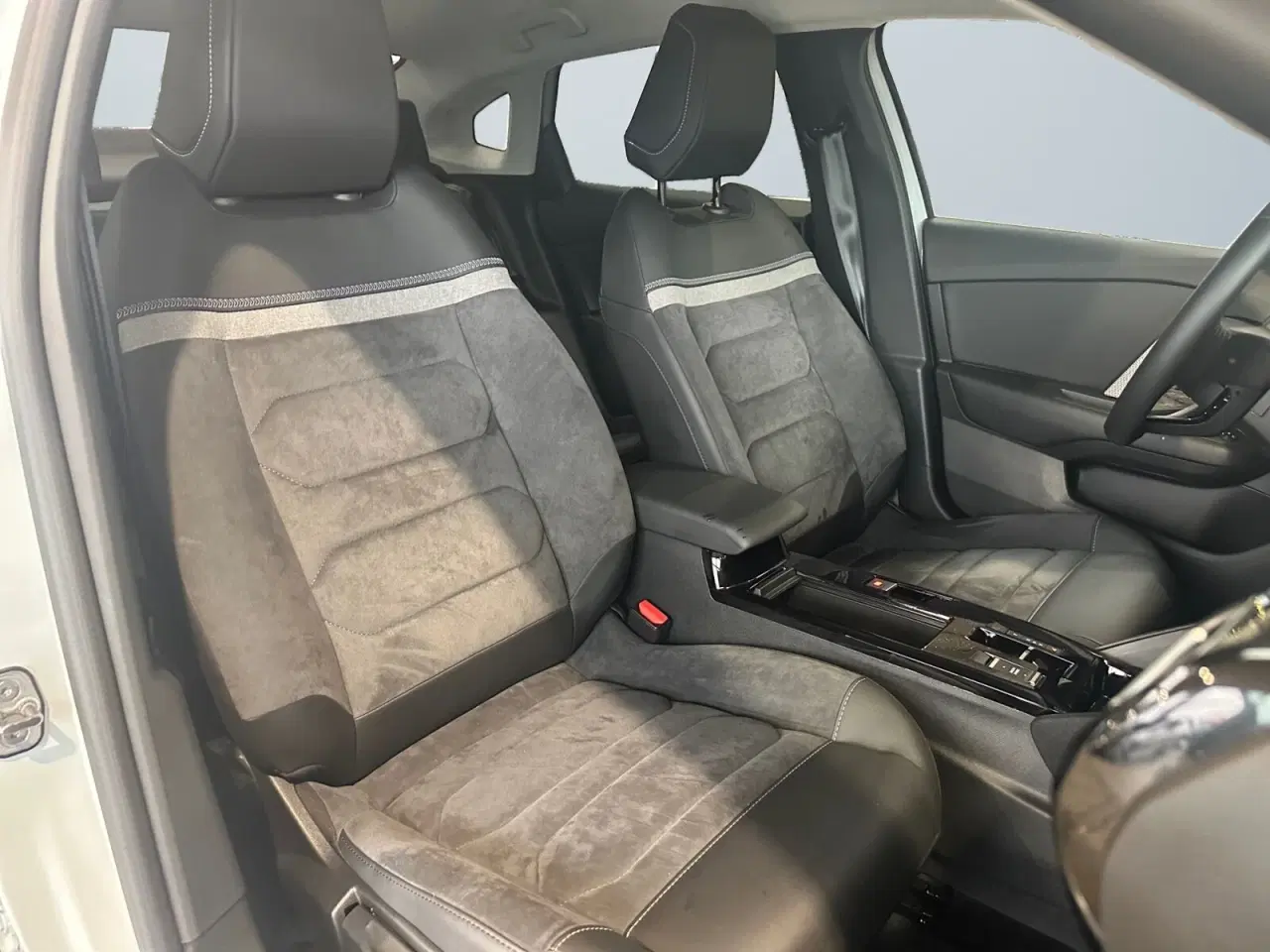 Billede 15 - Citroën ë-C4 X 50 Max