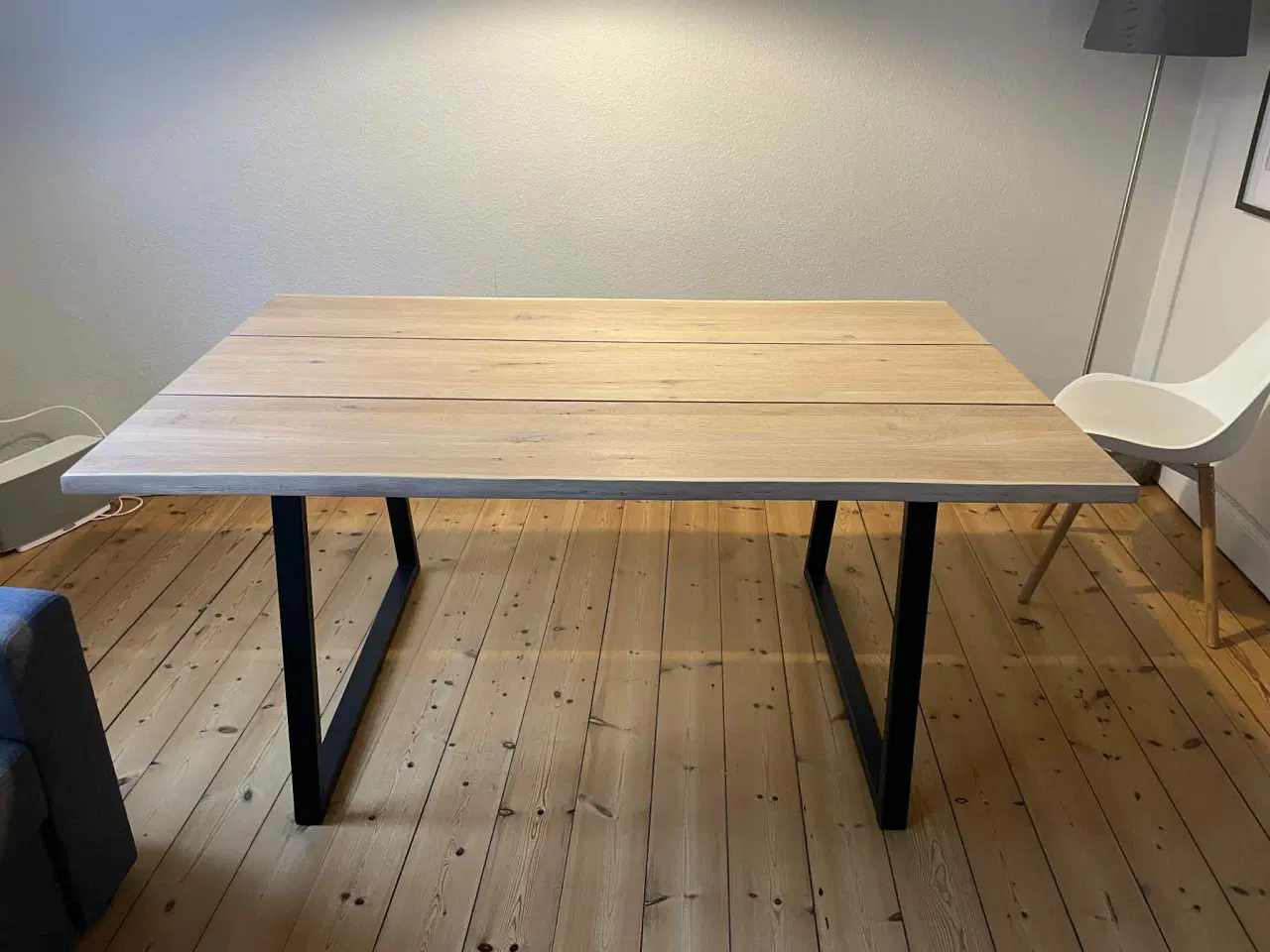 Billede 1 - Kristensen-Kristensen Spisebord Massivt Træ Naturf