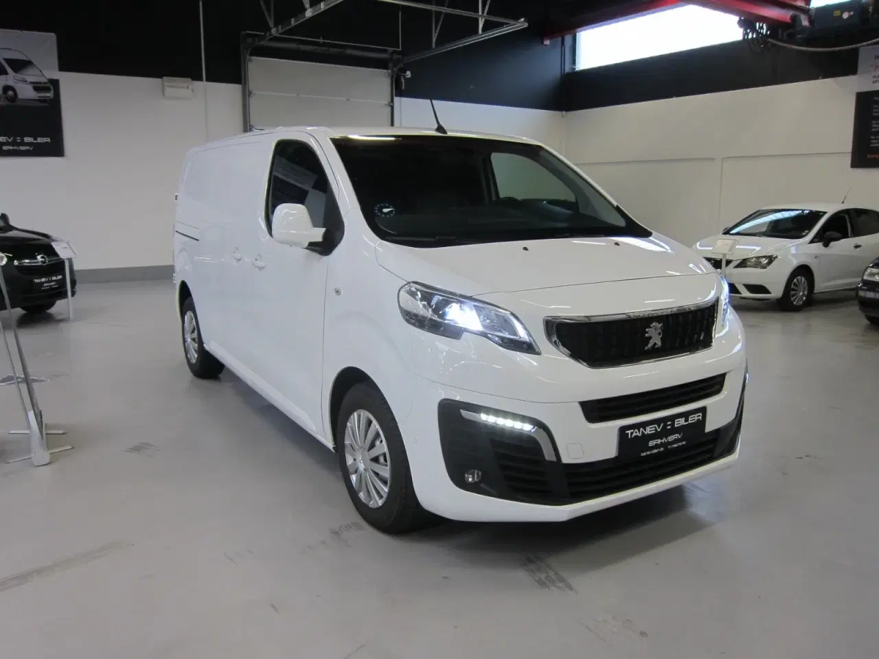 Billede 10 - Peugeot Expert 2,0 BlueHDi 122 L2 Premium EAT8 Van