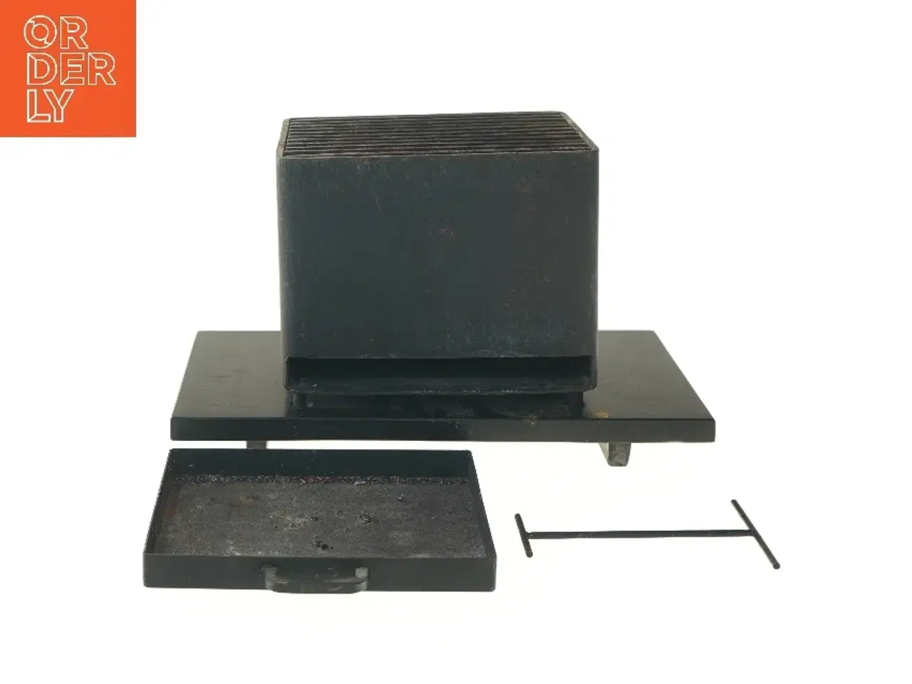 Billede 2 - Dekorativ bordgrill i metal (str. 18x32,5 cm)