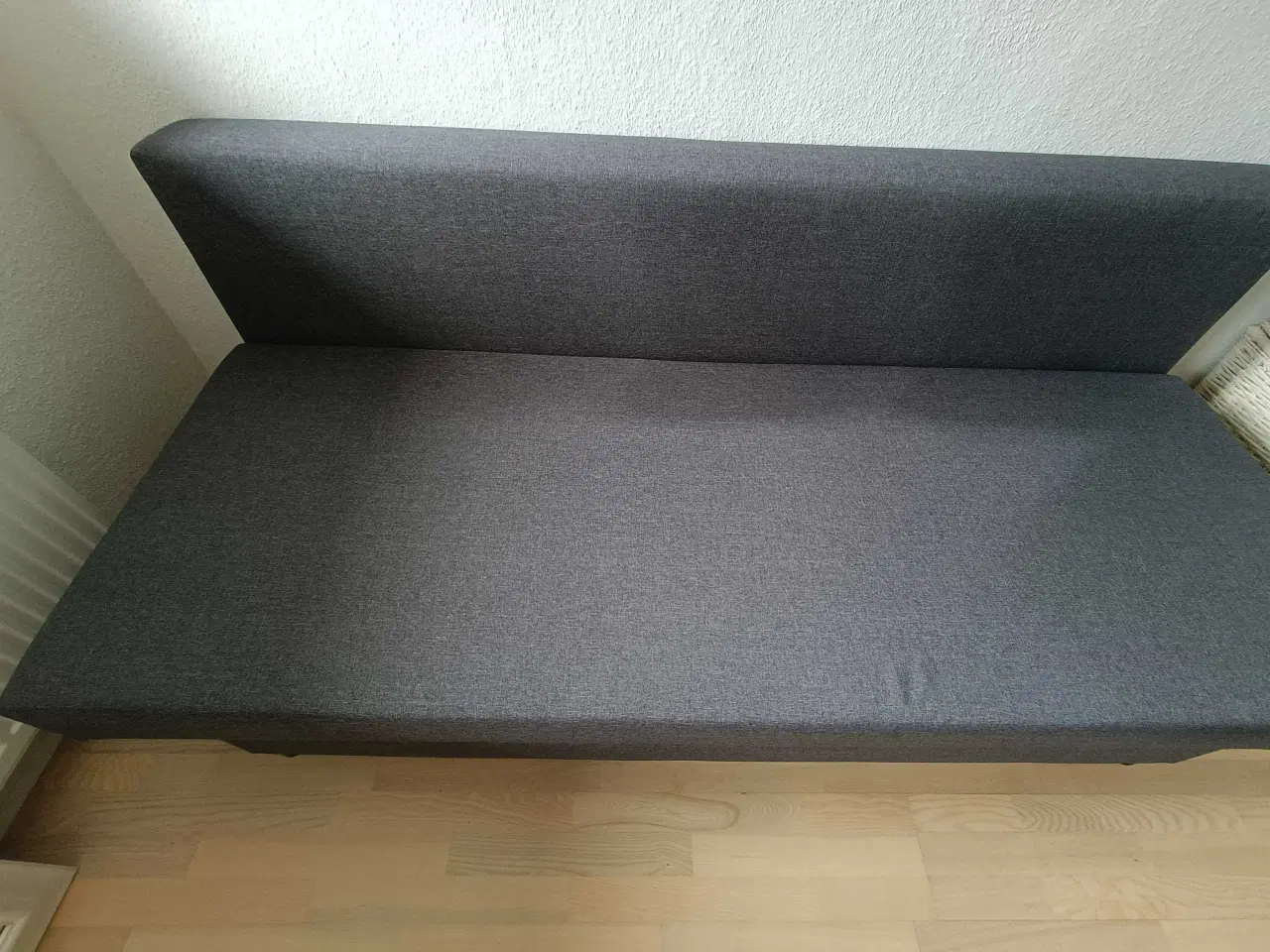 Billede 2 - Sovesofa med rum til dyner 