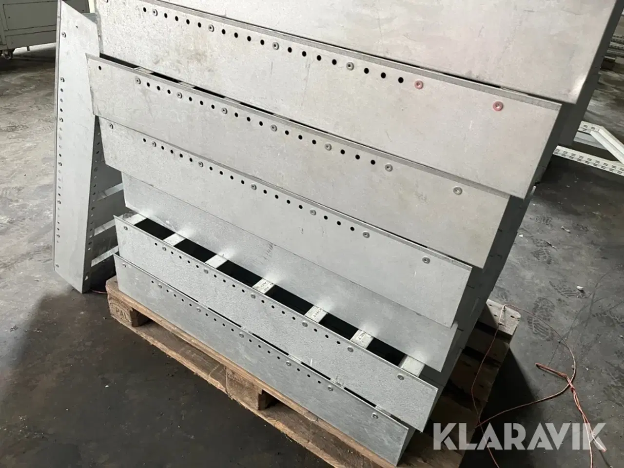 Billede 6 - Bolt hylder metal 10 styk