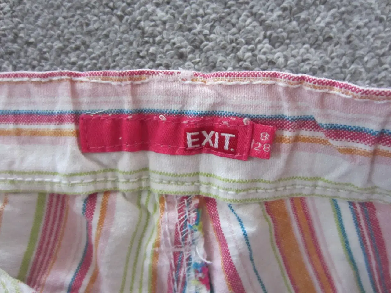 Billede 3 - Smarte shorts fra Exit pige str. 128