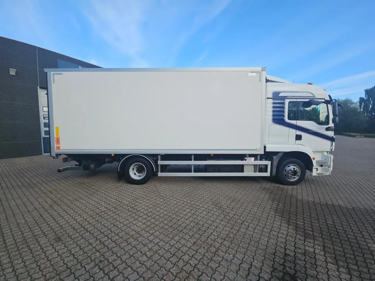 Billede 6 - MAN TGM 15.290, Lukket kasse